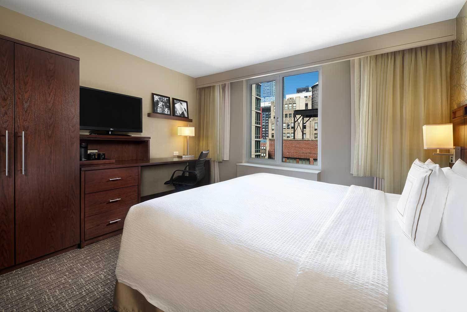 Hotel Courtyard By Marriott Times Square West 3*
