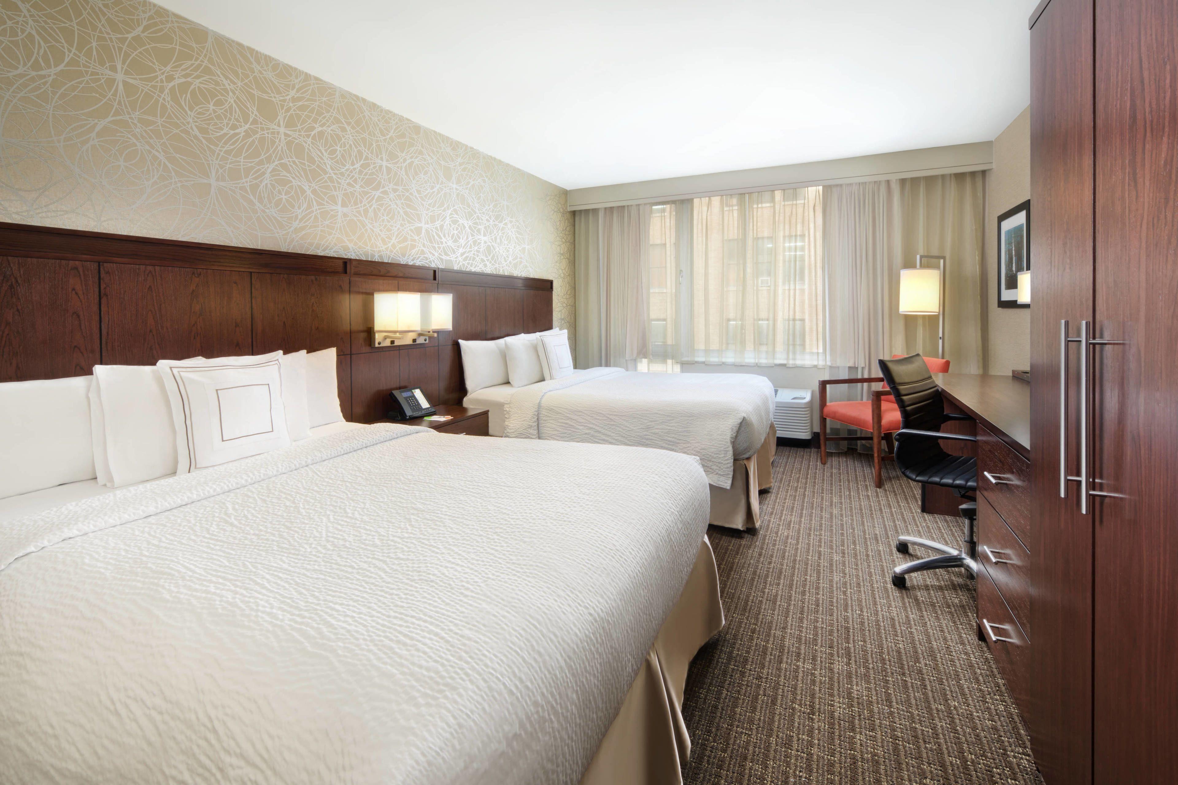 Courtyard By Marriott Times Square West Hotel 3*