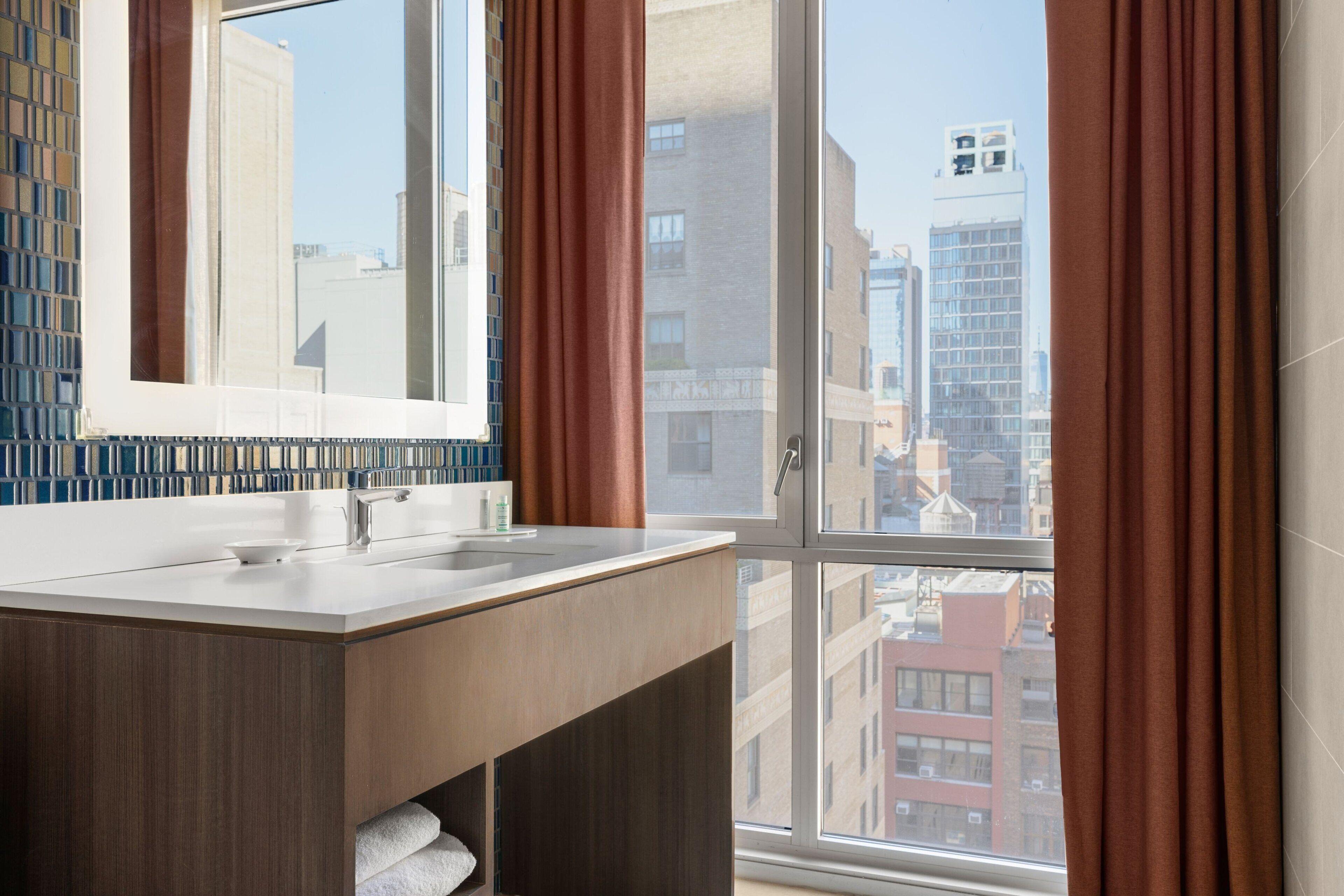 Courtyard By Marriott Manhattan/chelsea Hotel 4*