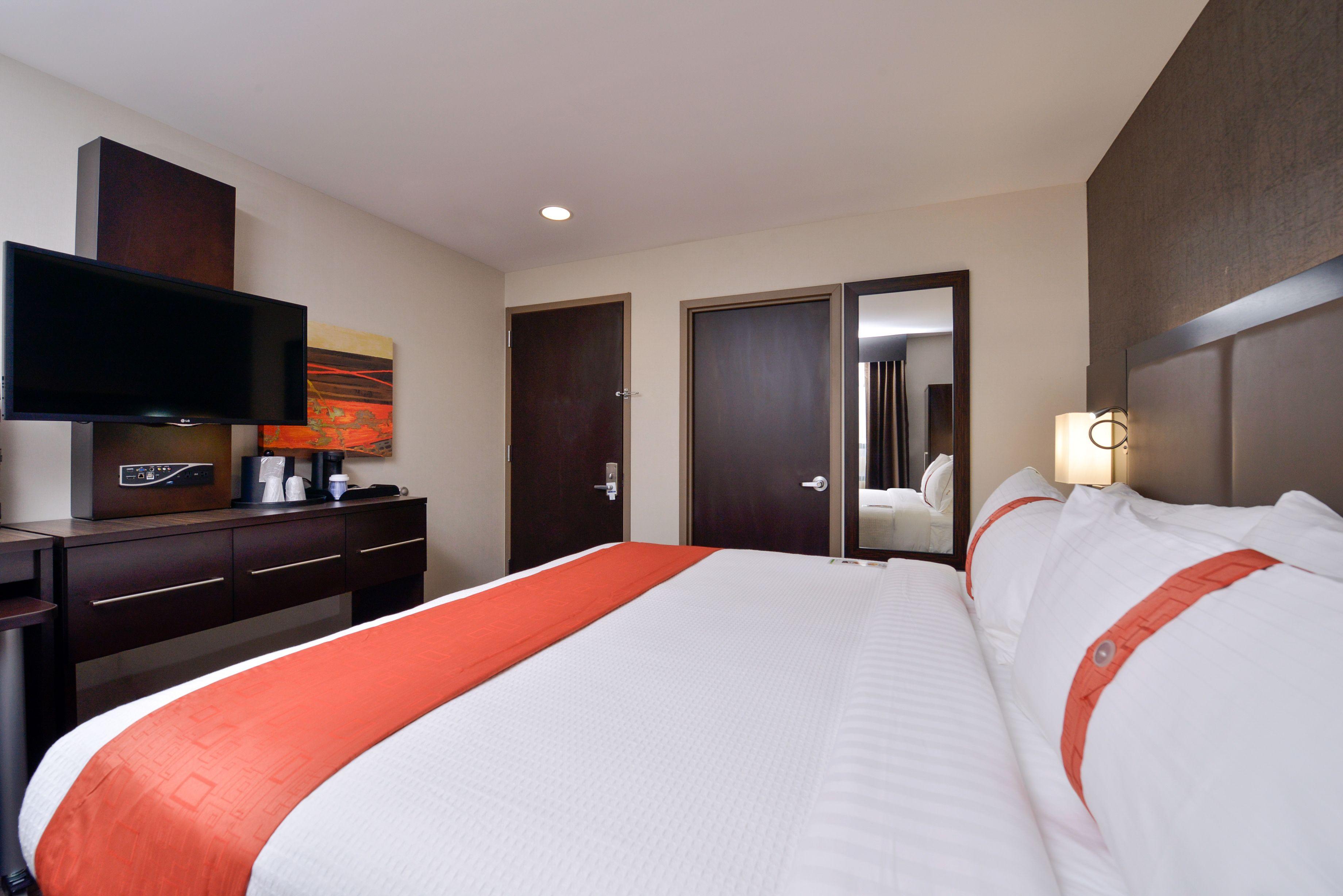 Fairfield & By Marriott Staten Island Hotel 3*