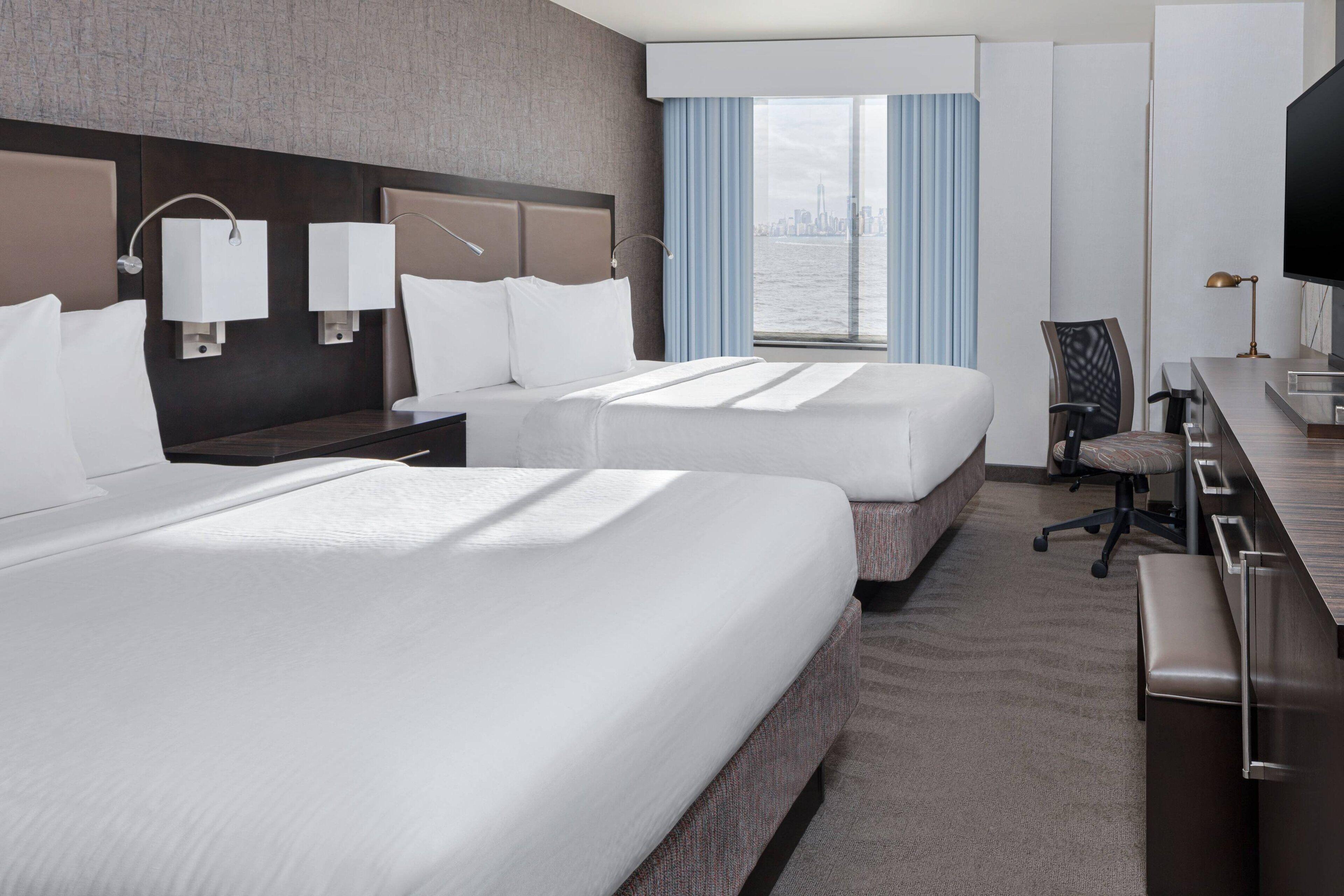 Hotel Fairfield & By Marriott Staten Island New York