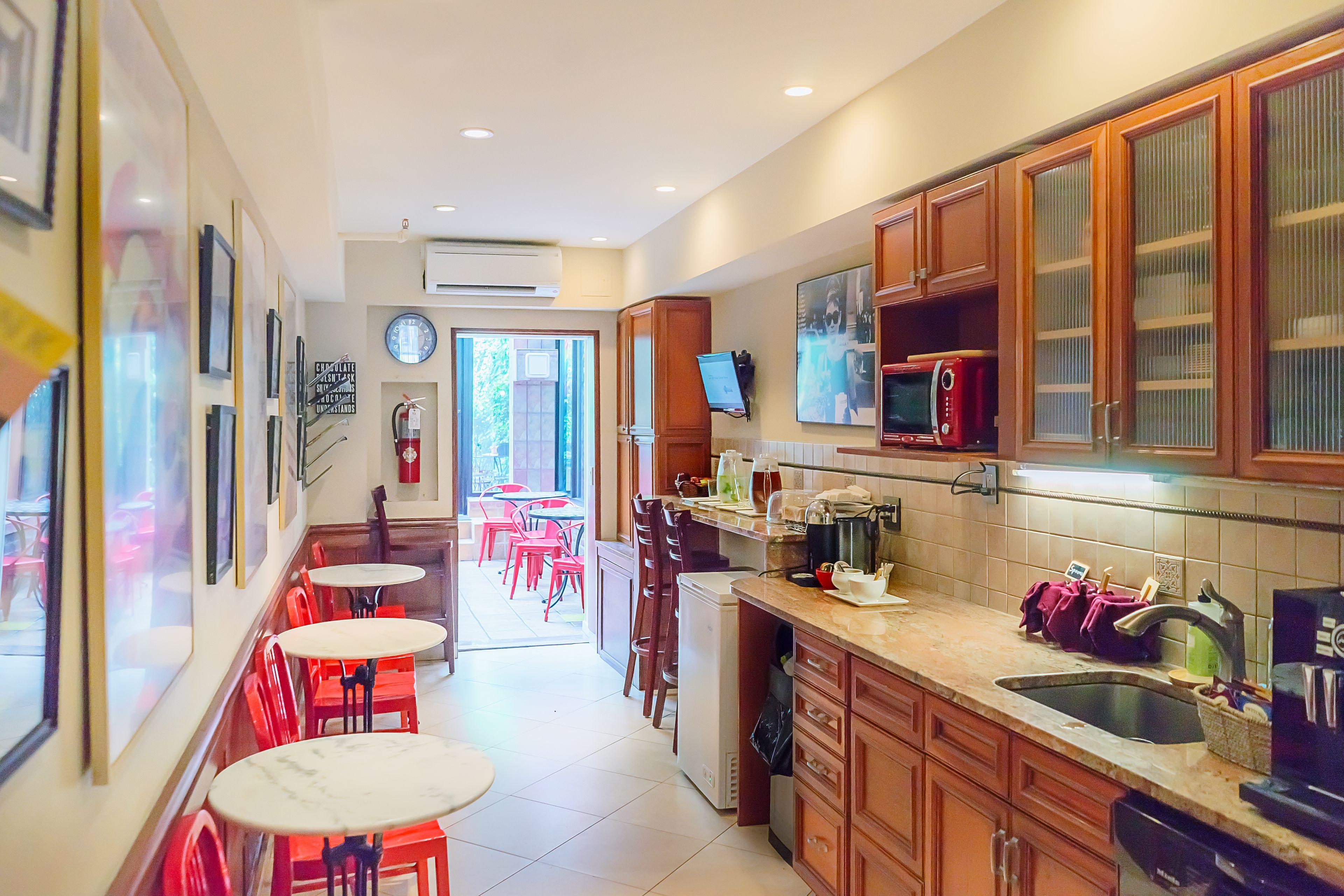 Chelsea Pines New York