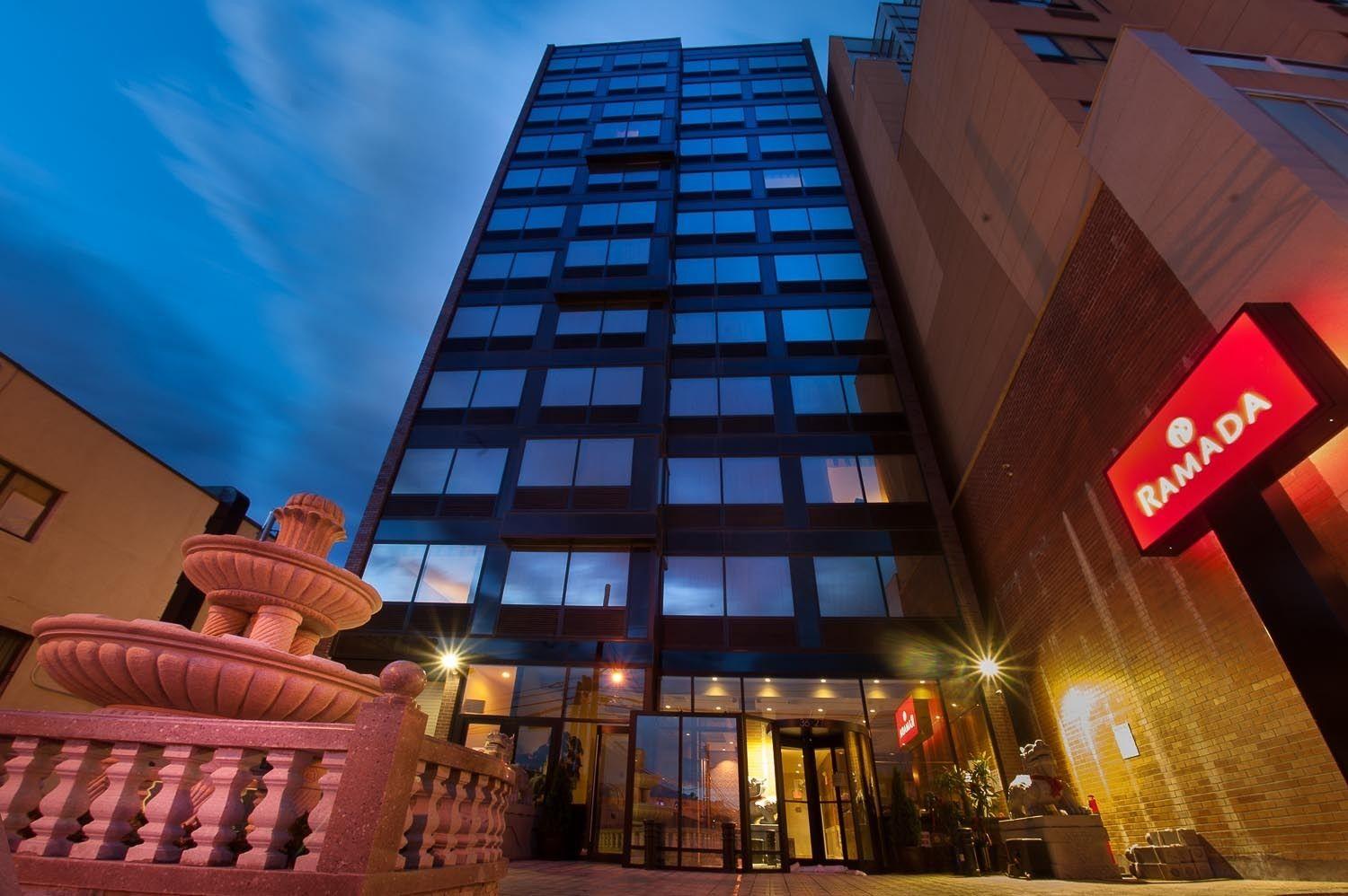 Ramada By Wyndham Flushing Queens New York