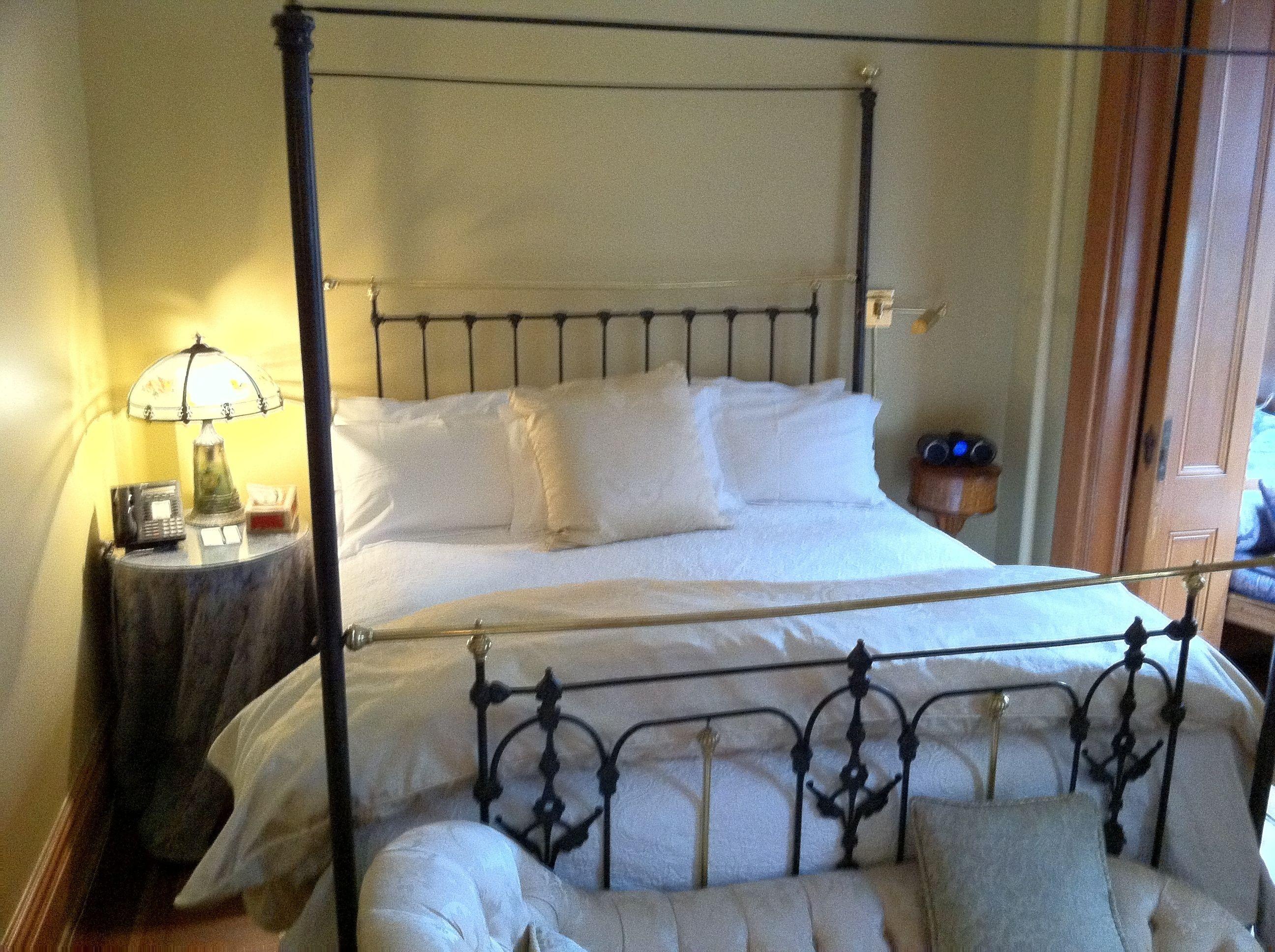 The At Irving Place 4*