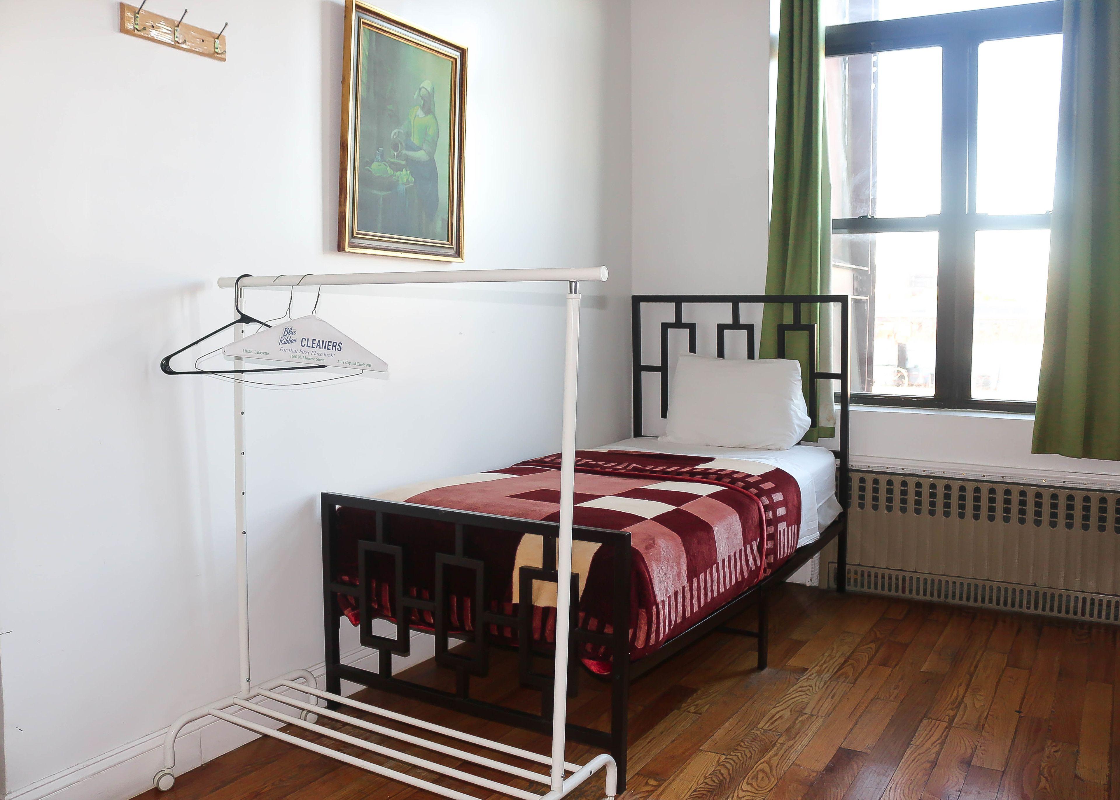 Hostel Ny Moore