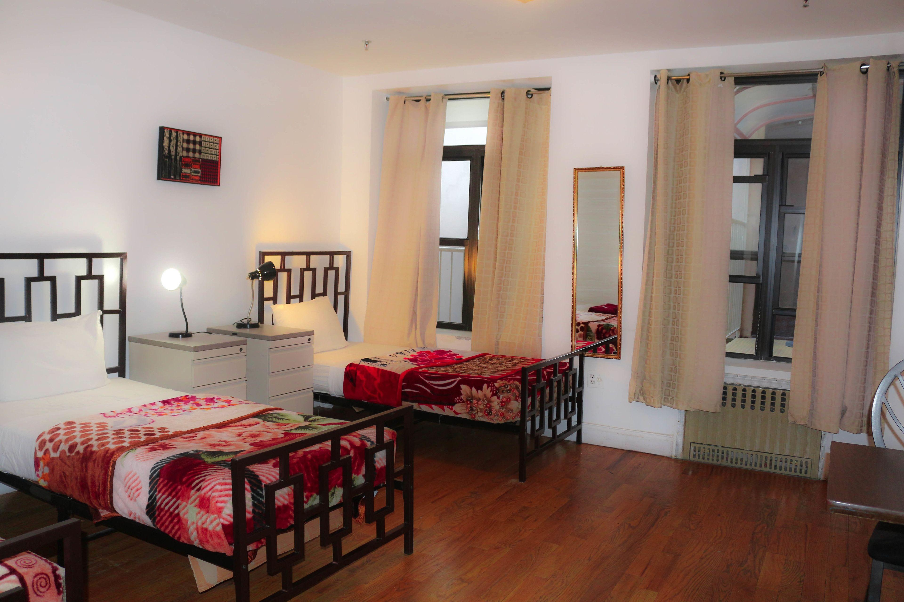 Ny Moore Hostel New York