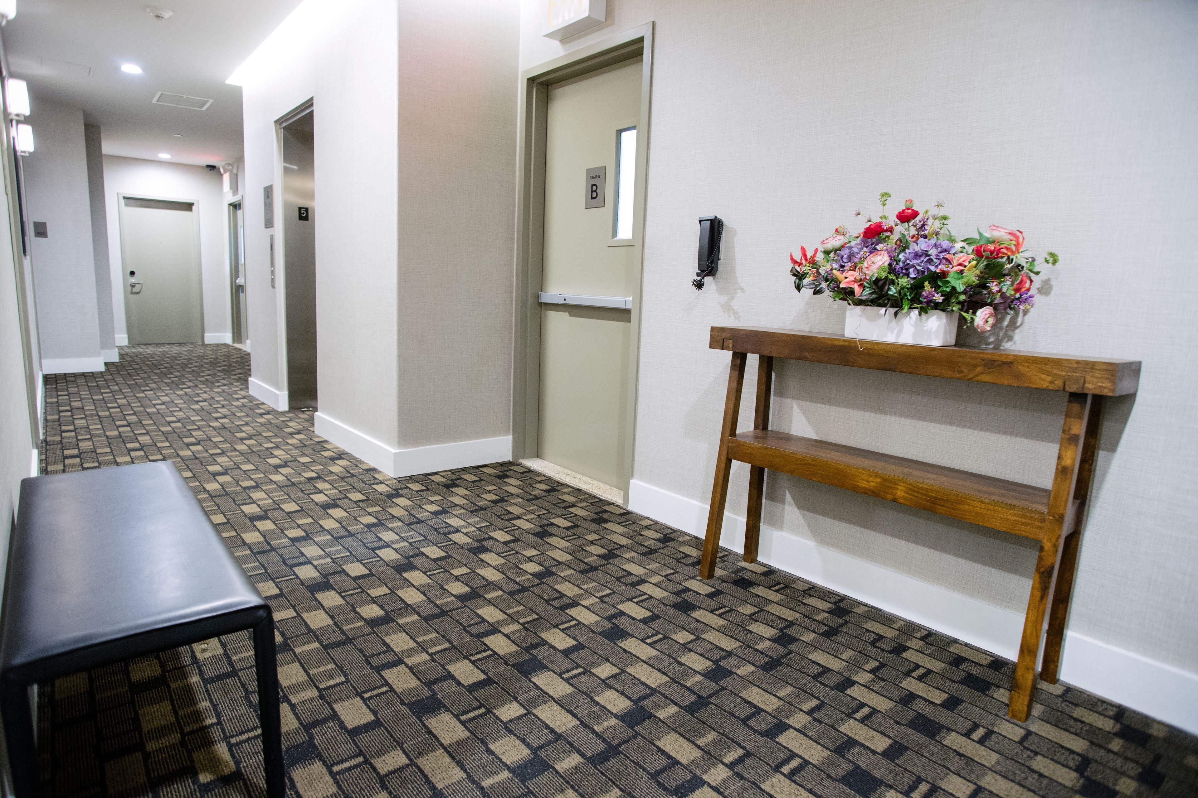 Leon Les 3* New York