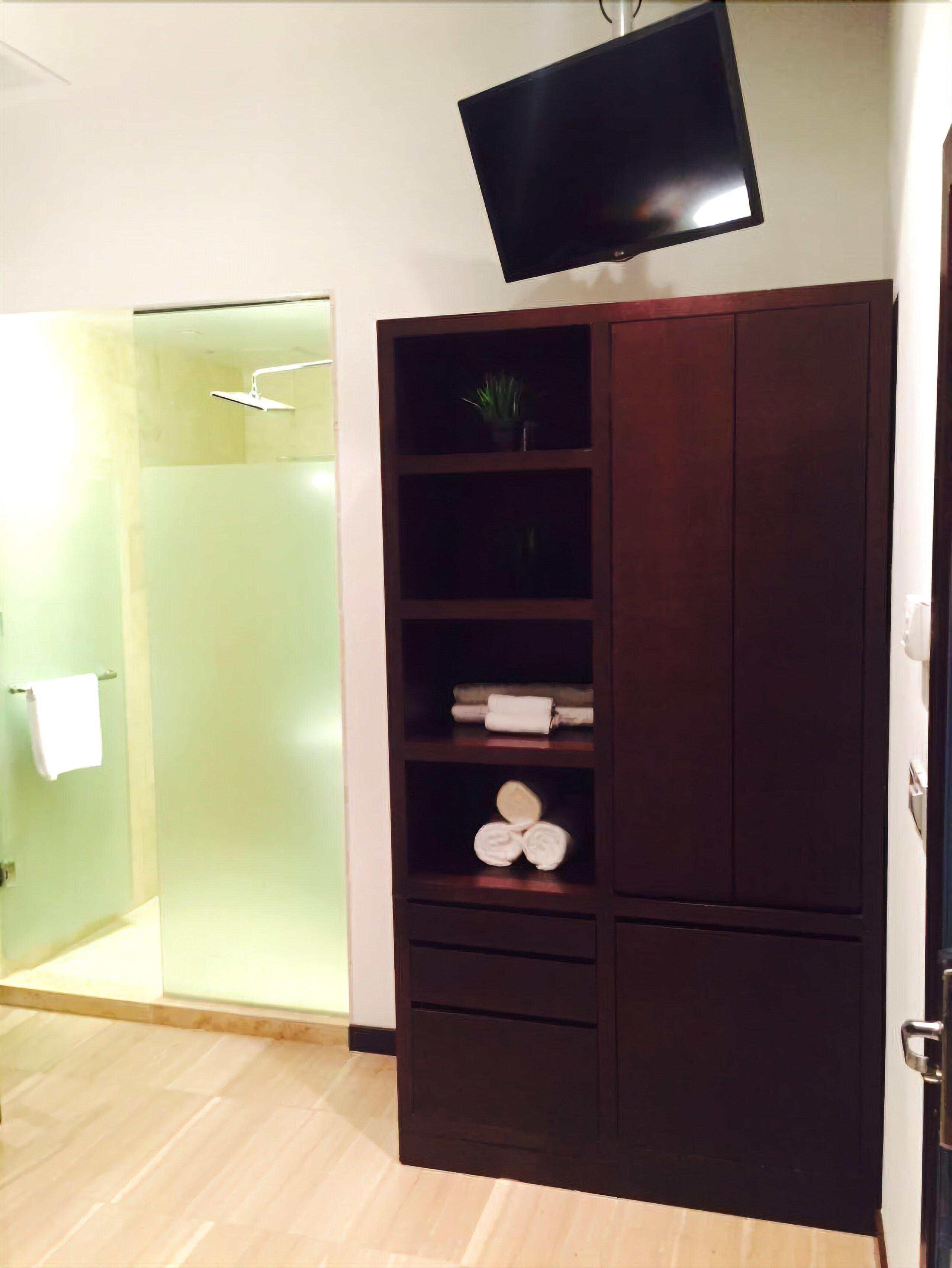 The One Boutique New York