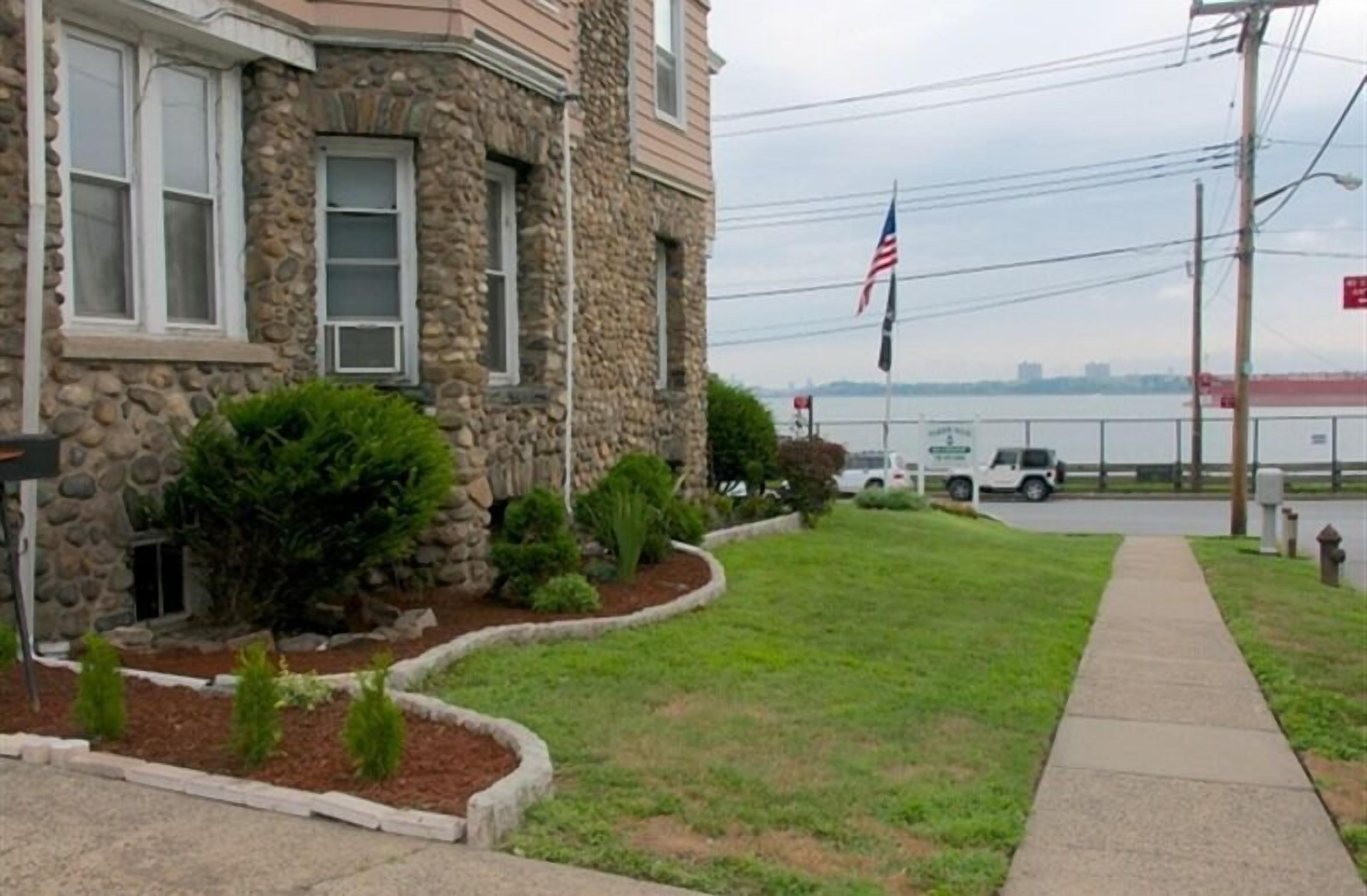 Harbor House New York