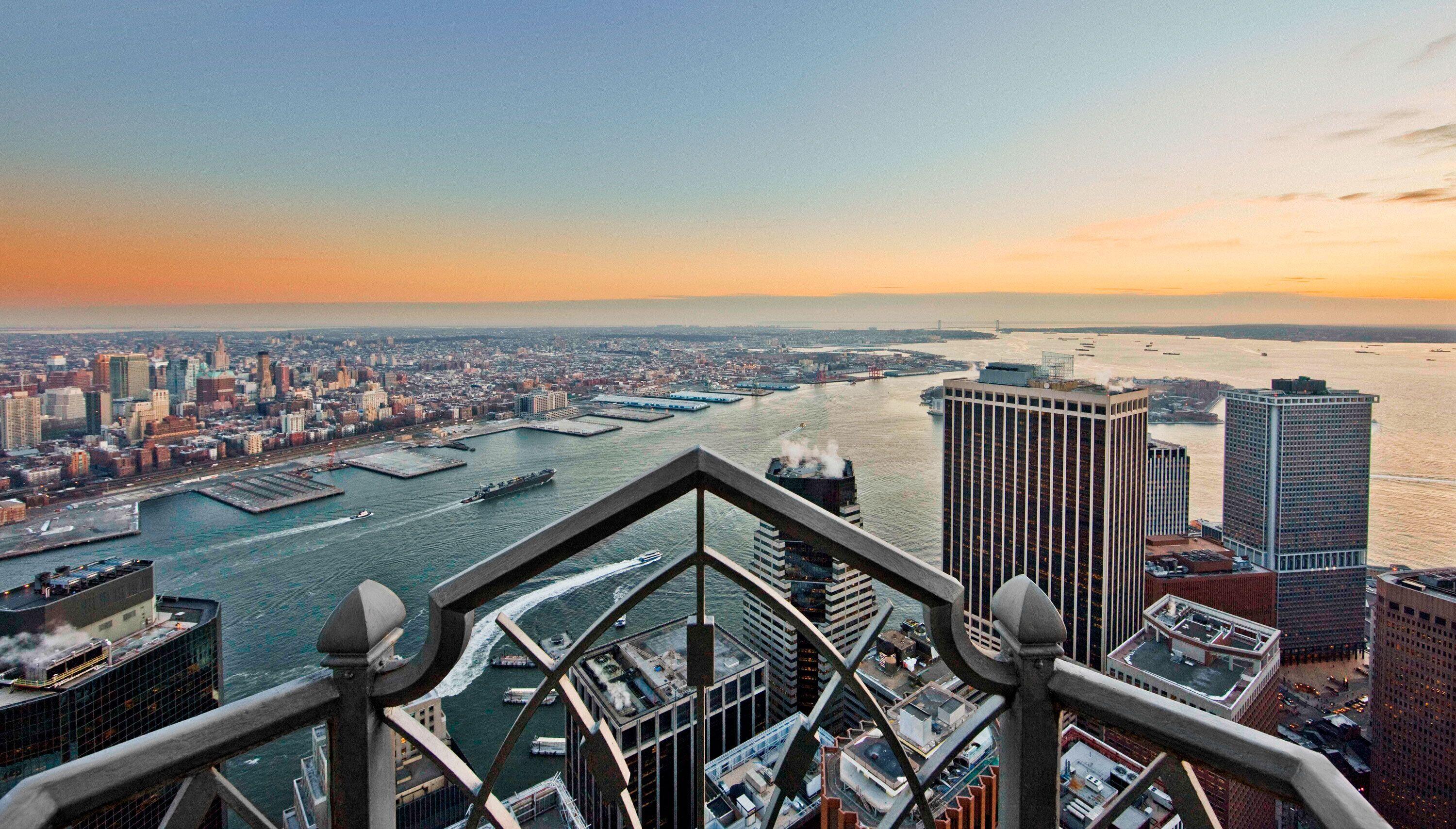 Mint House 70 Pine By Kasa New York