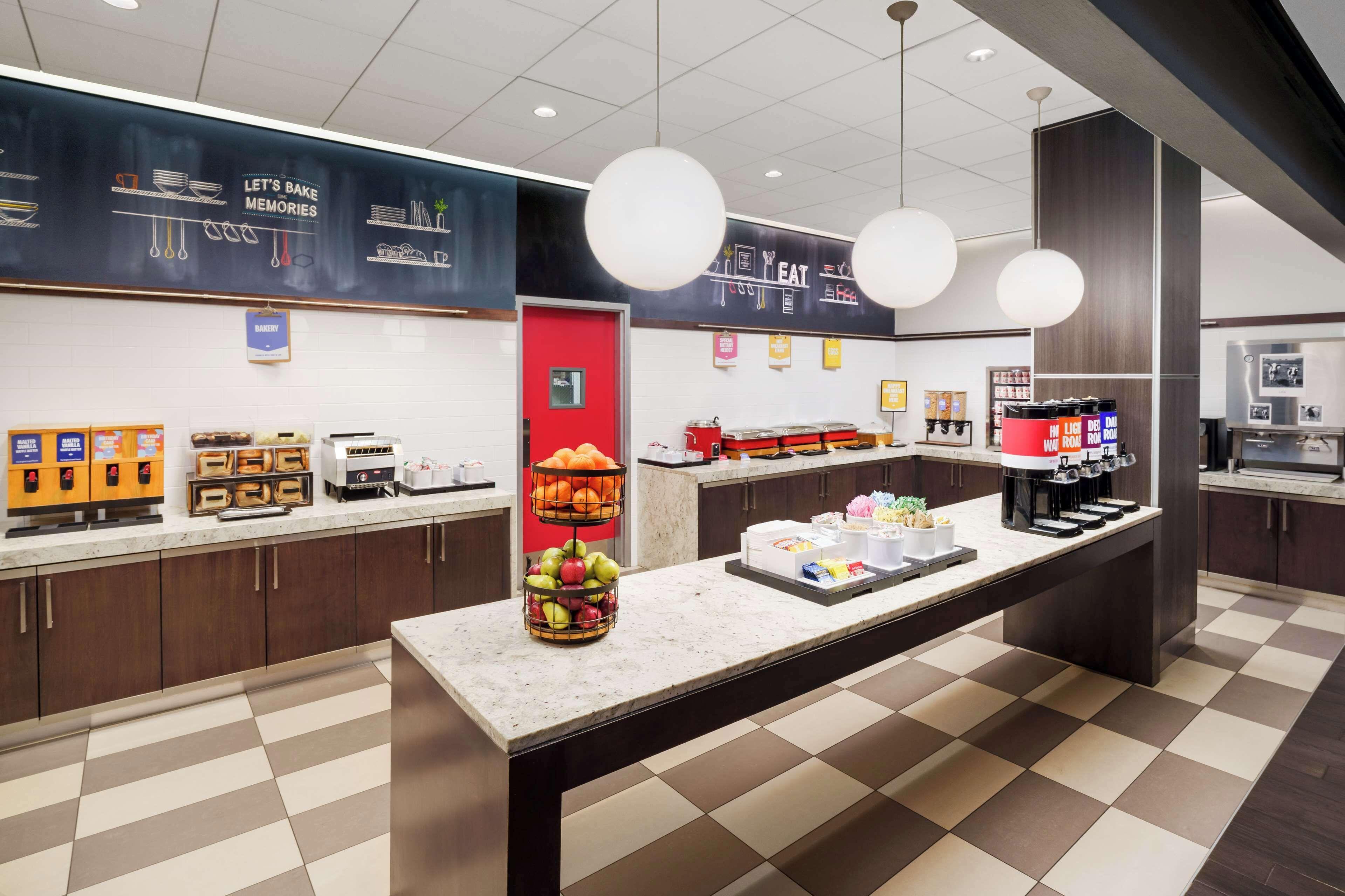 Hampton Times Square Hotel