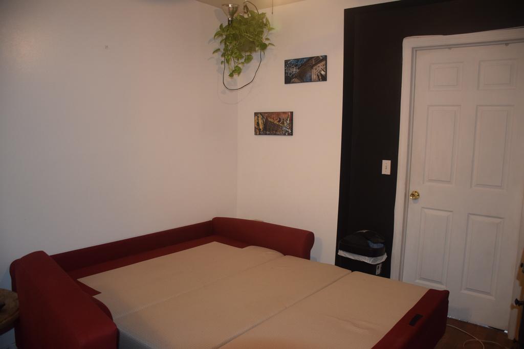 Hell's Kitchen - One Bedroom New York
