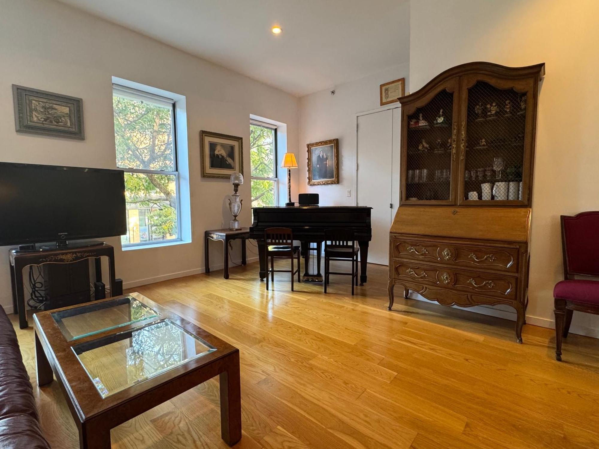 Large And Luxurious In Strivers Row