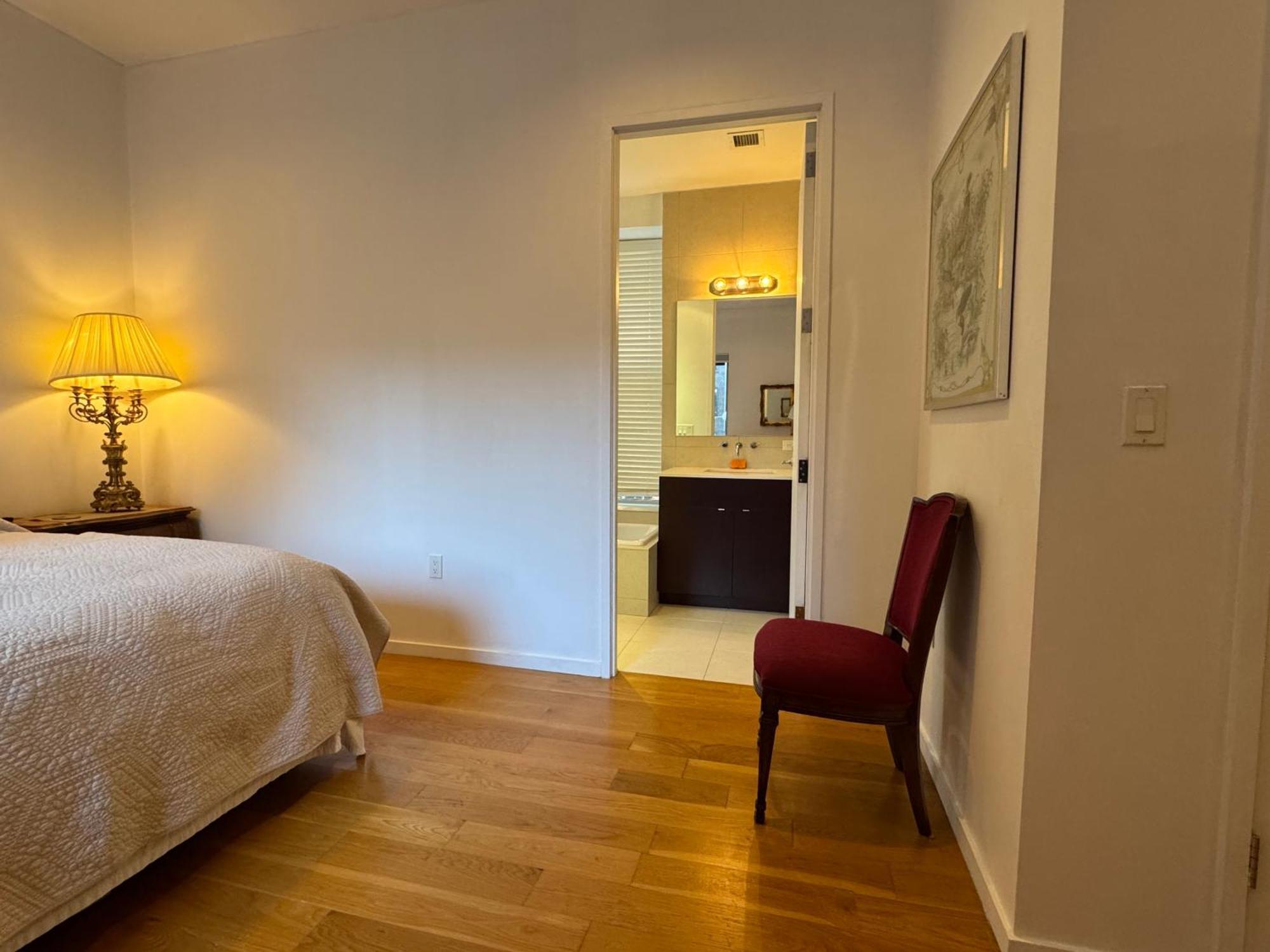 Large And Luxurious In Strivers Row