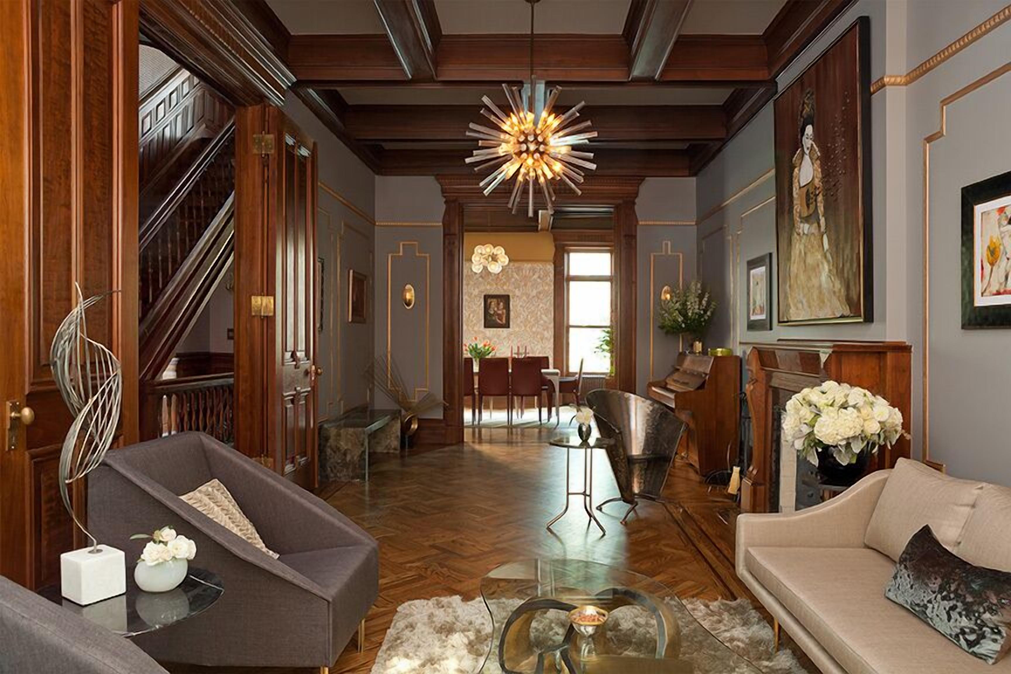 Arlington Place Bed & Breakfast Hotel