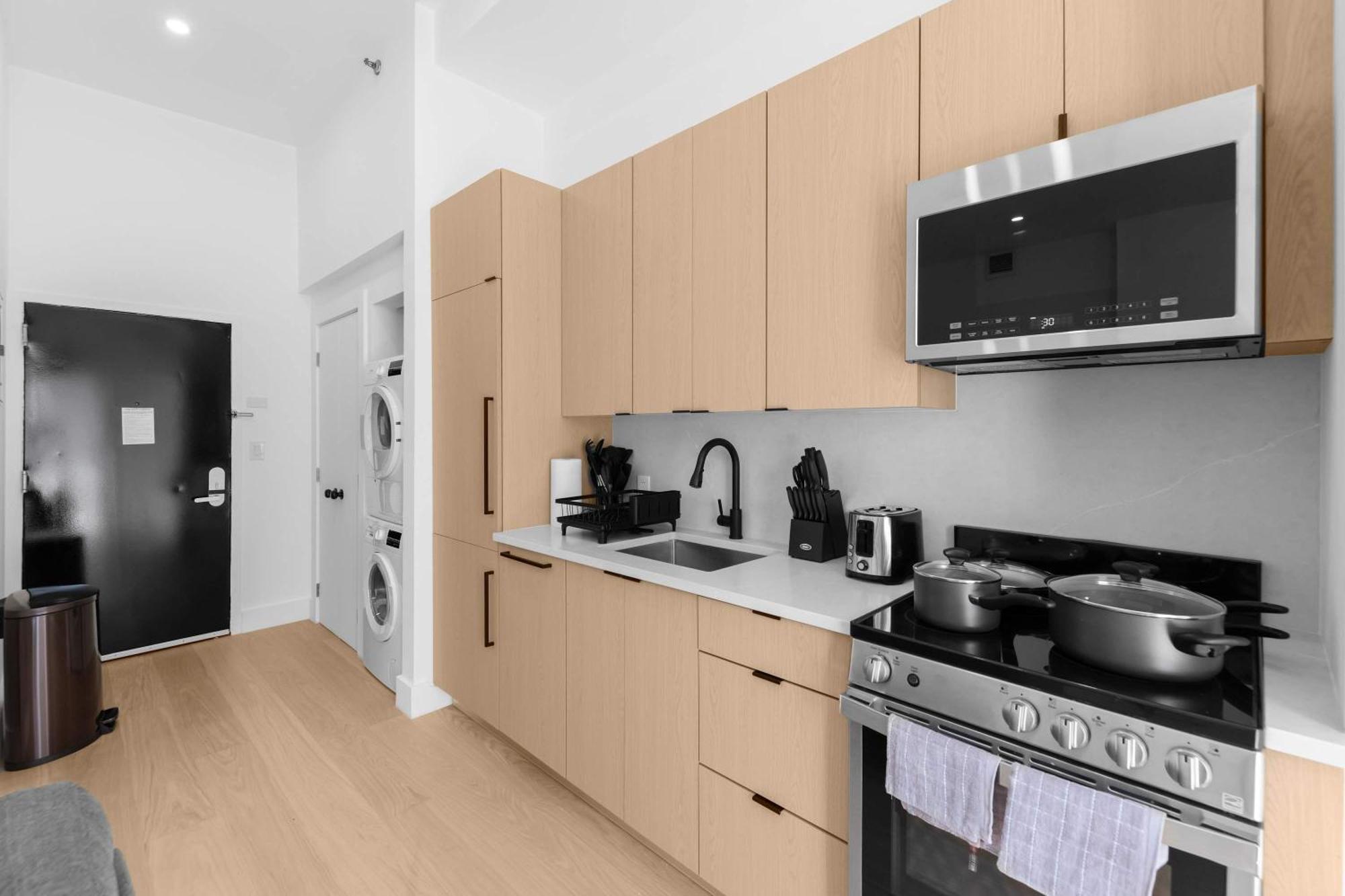 Apartment 19-4g 2br 2baths Luxury East Village