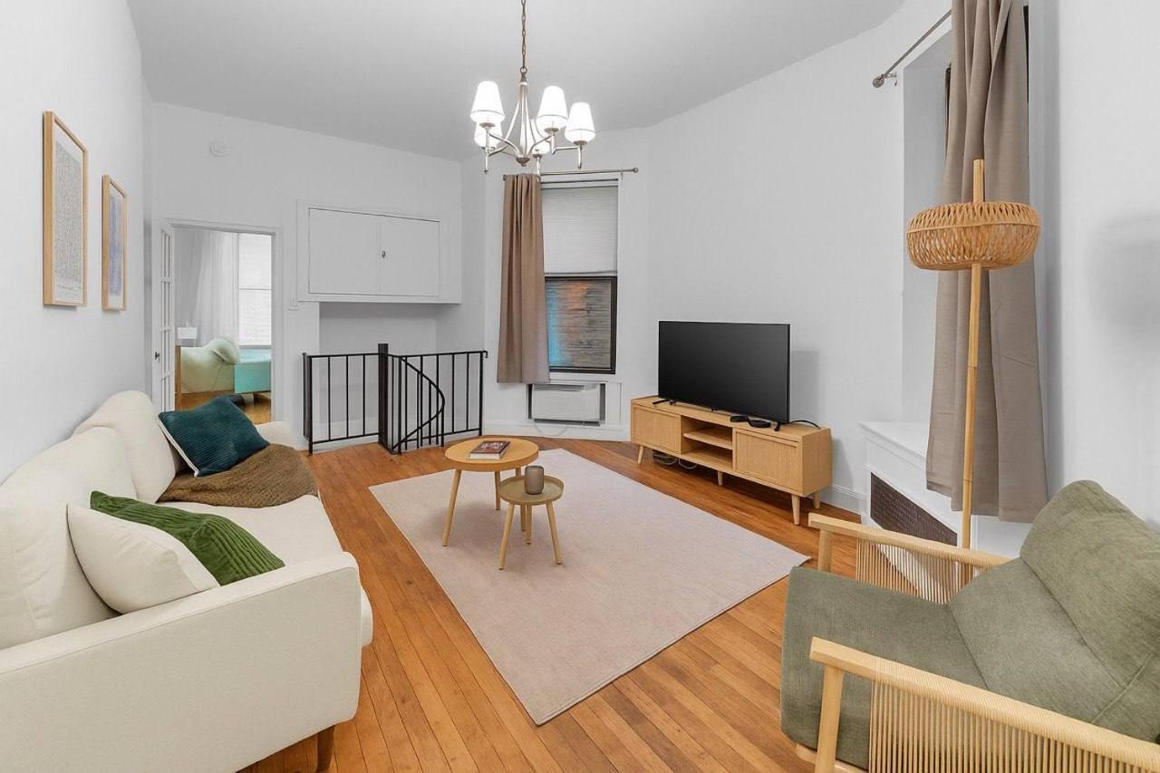 Apartment Inviting 2bd Upper East Side With Backyard New York