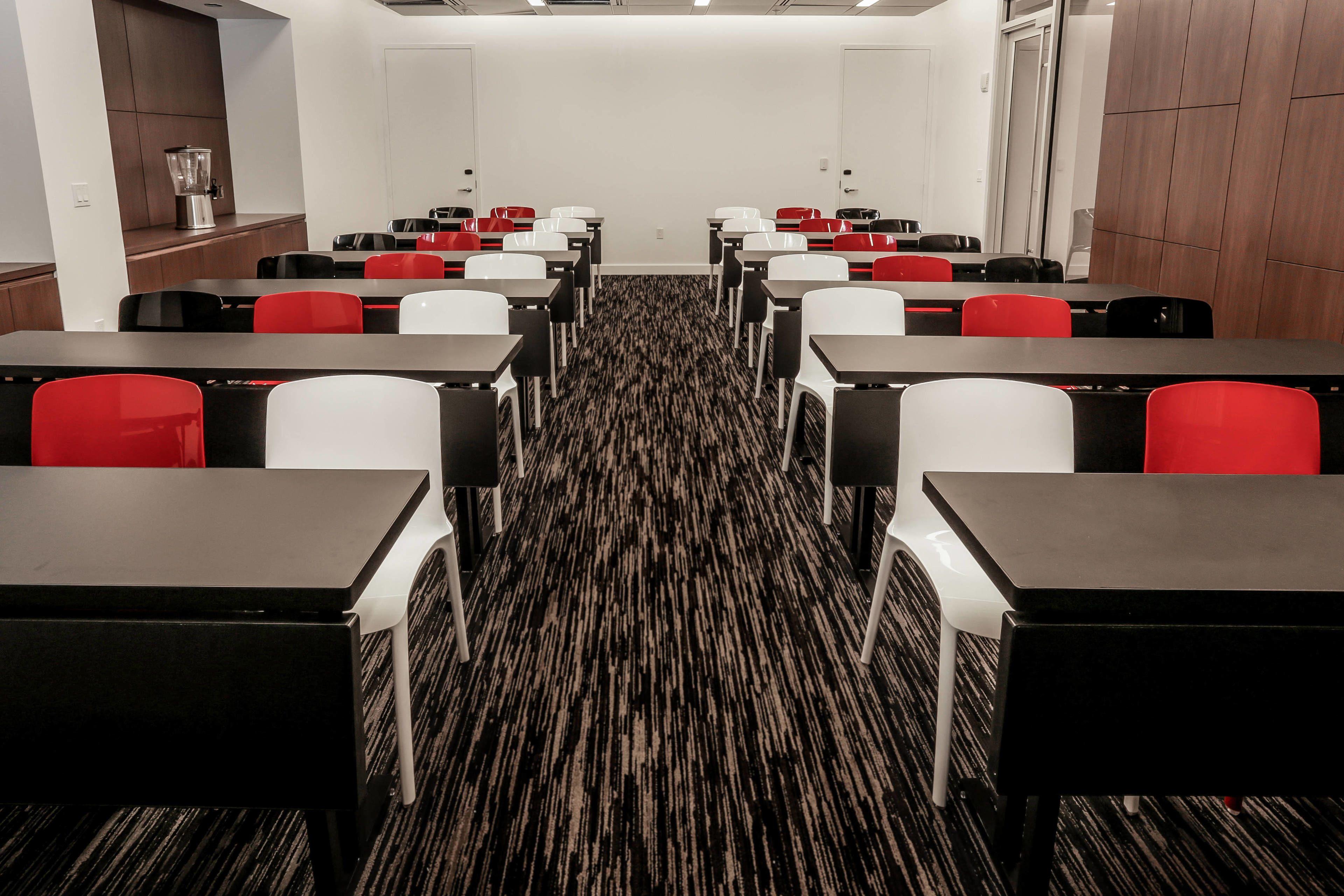 Courtyard By Marriott Long Island City/new York Manhattan View New York