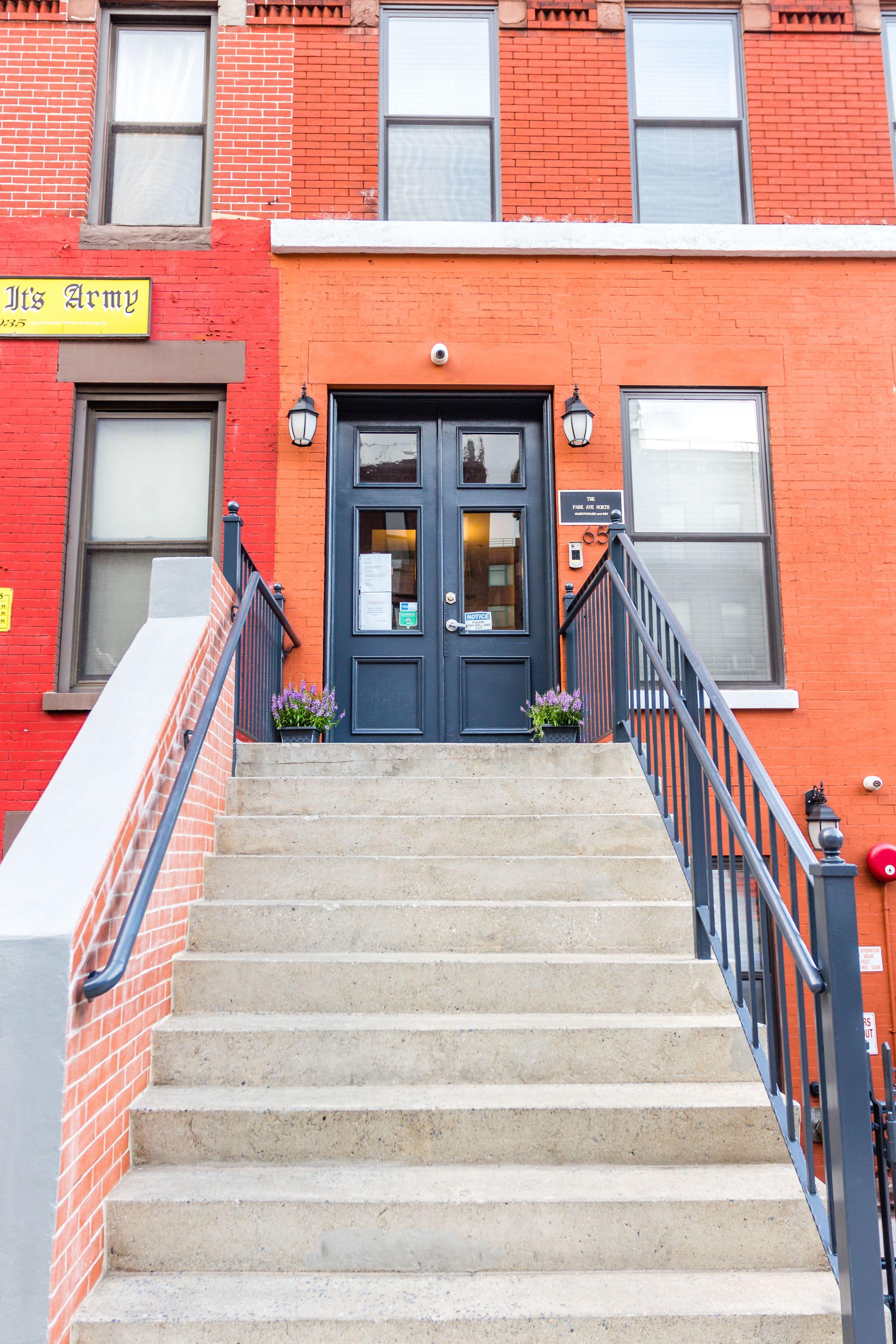 Guest house The Park Ave North 3*