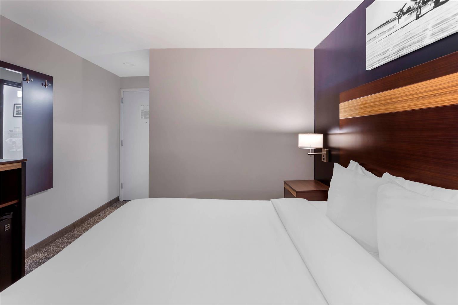 Hotel Avion Near Lga Airport, An Ascend Collection *