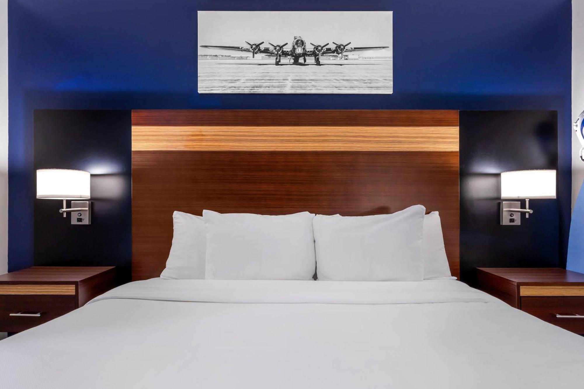 Avion Near Lga Airport, An Ascend Collection Hotel