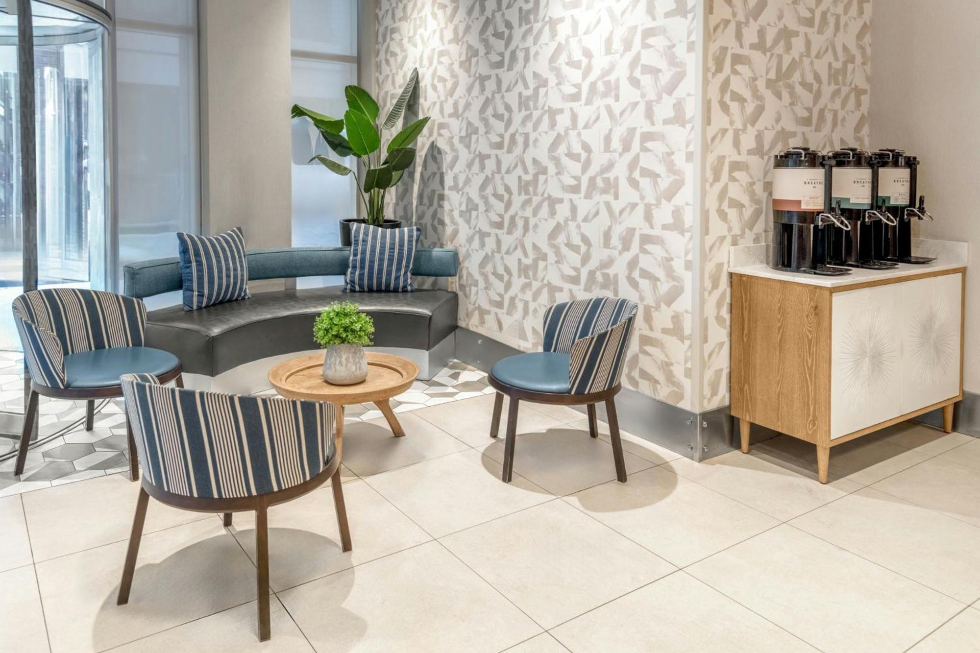 Fairfield By Marriott Manhattan/financial District Hotel