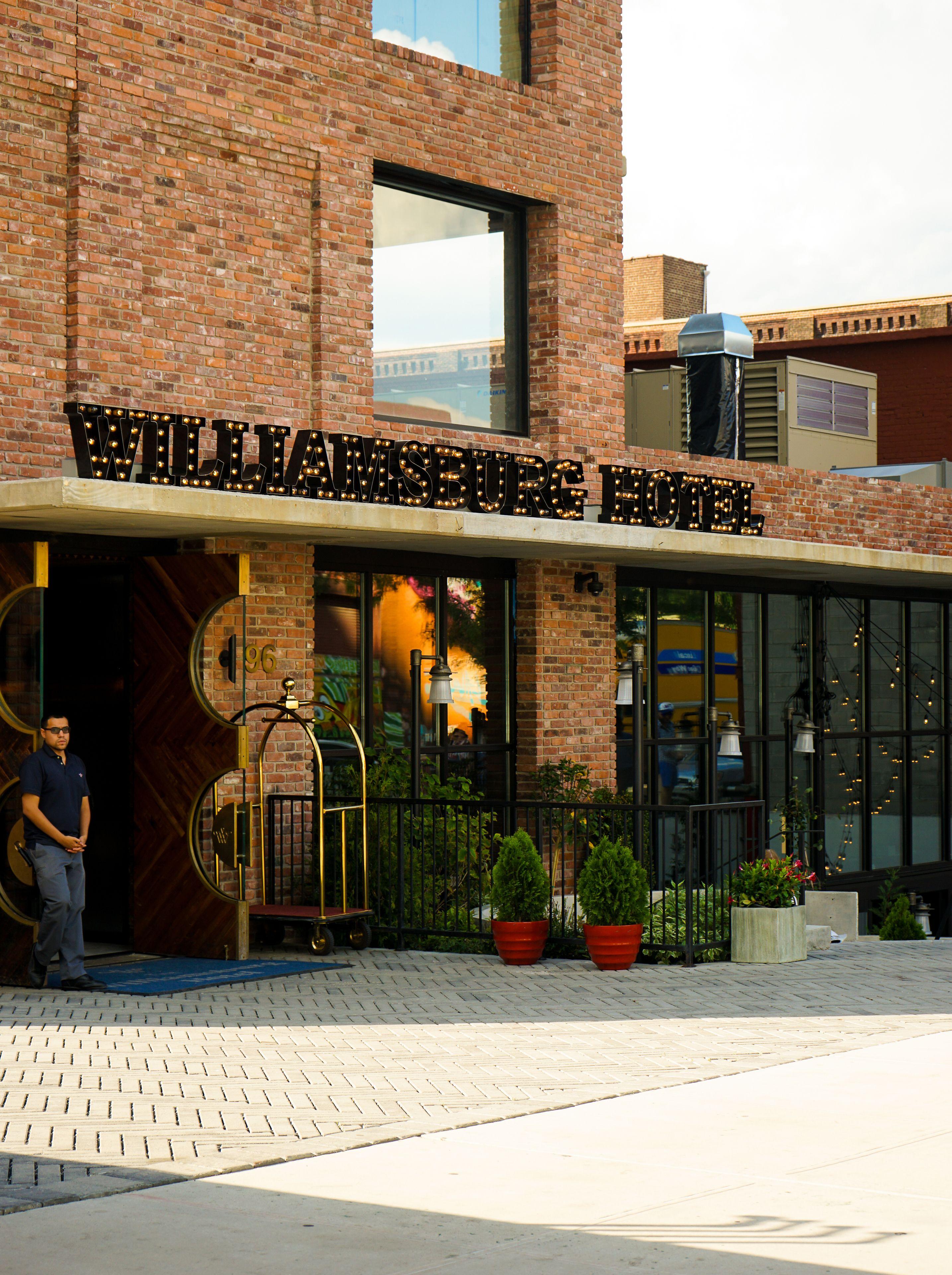 Arlo Williamsburg 5*