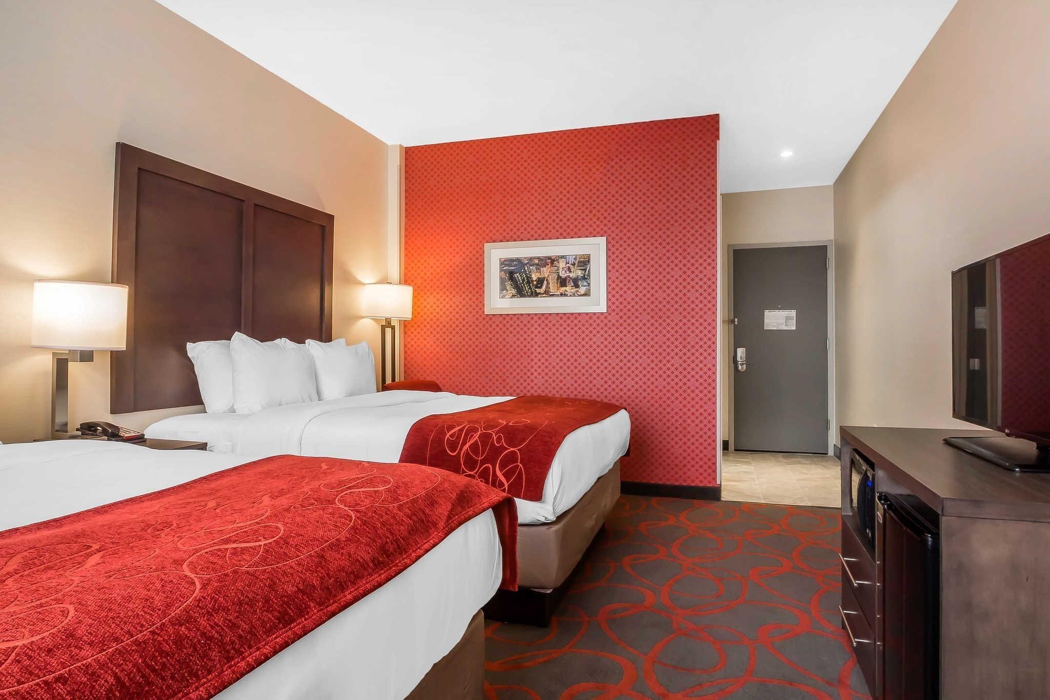 Hotel Comfort & Near Stadium 4*