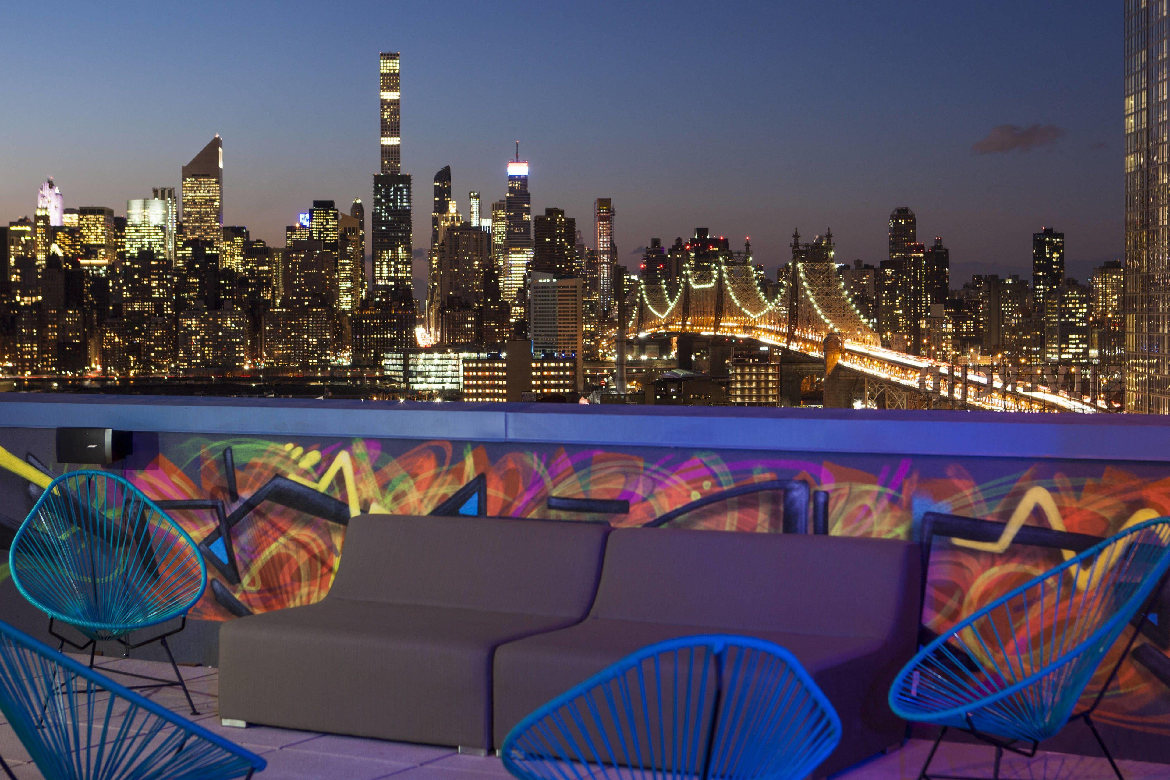 Aloft Long Island City-Manhattan View Hotel 4*