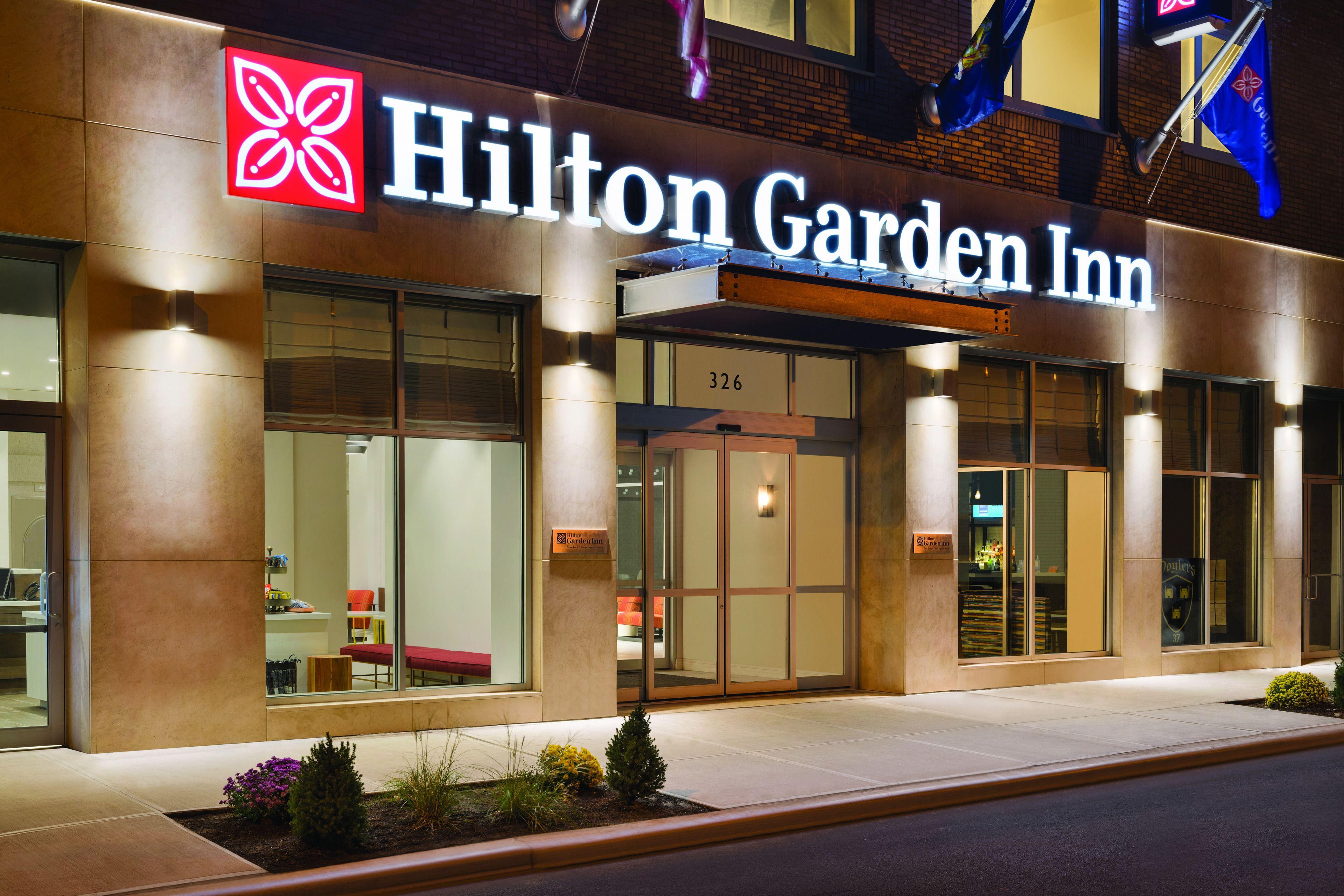 Hotel Hilton Garden Times Square South 3*