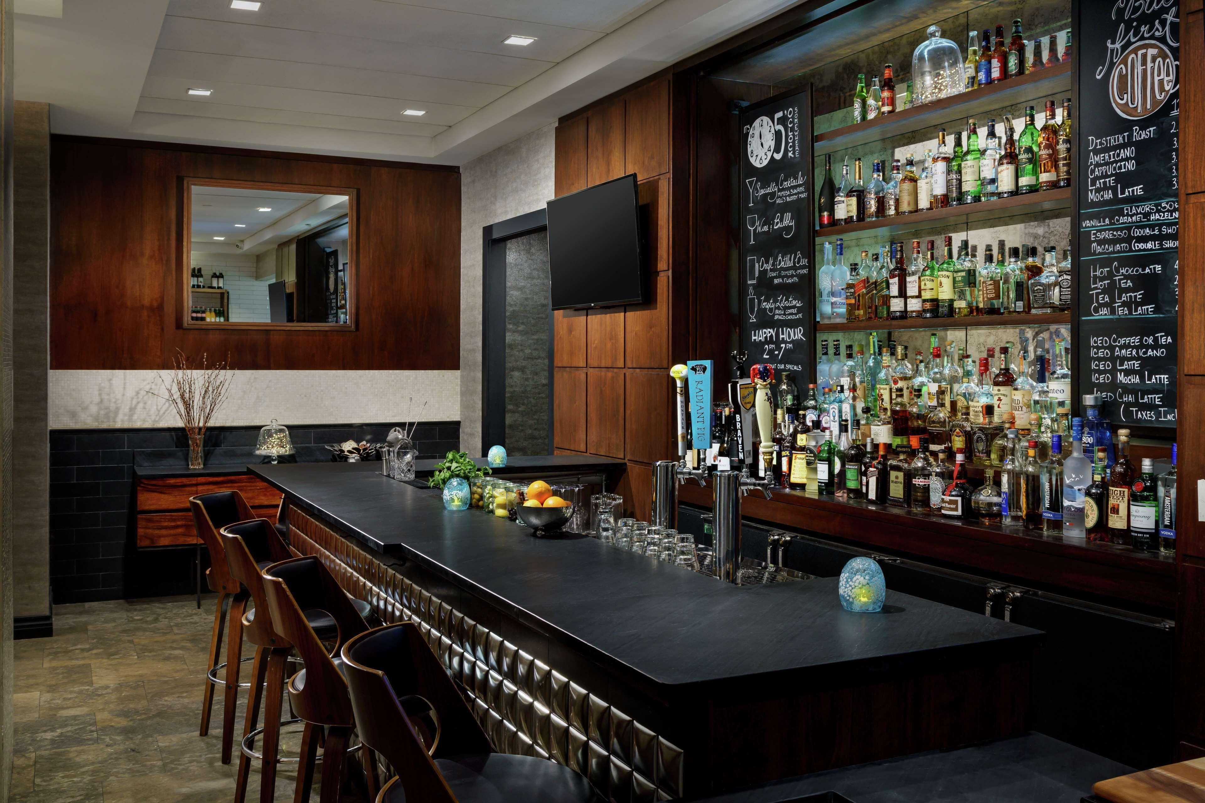 Hotel Distrikt City, Tapestry Collection By Hilton