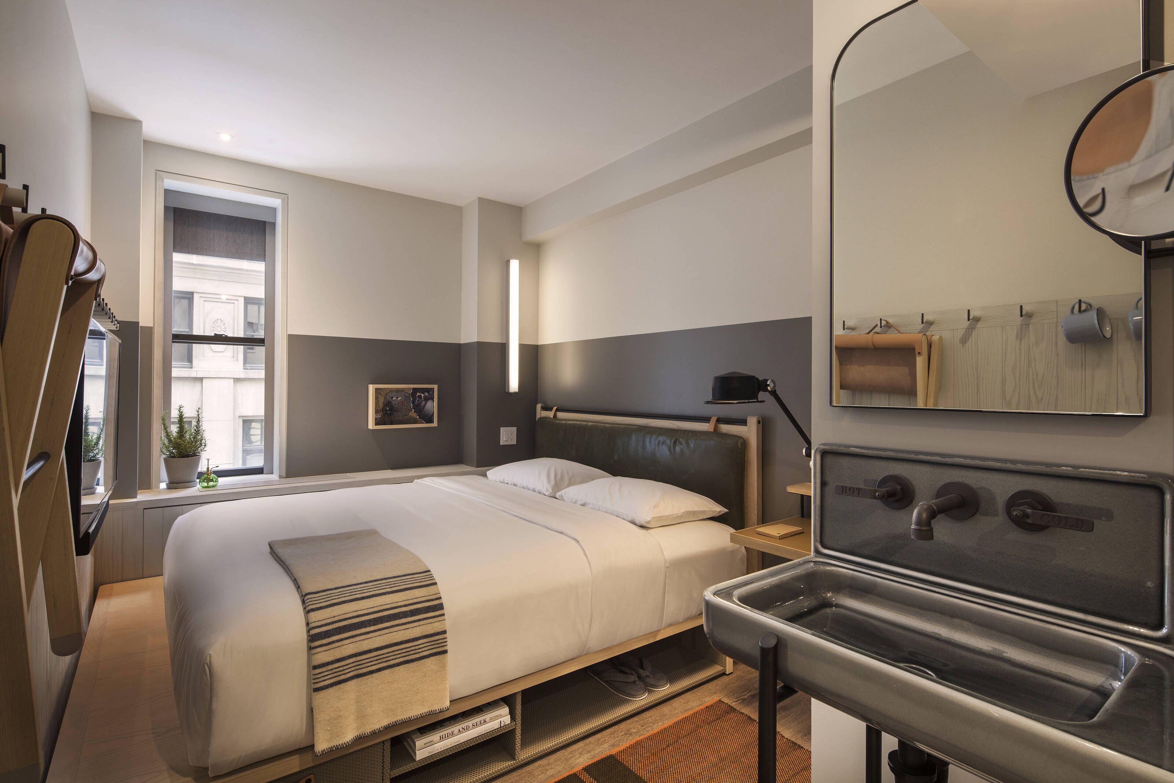 Moxy Nyc Times Square 3*