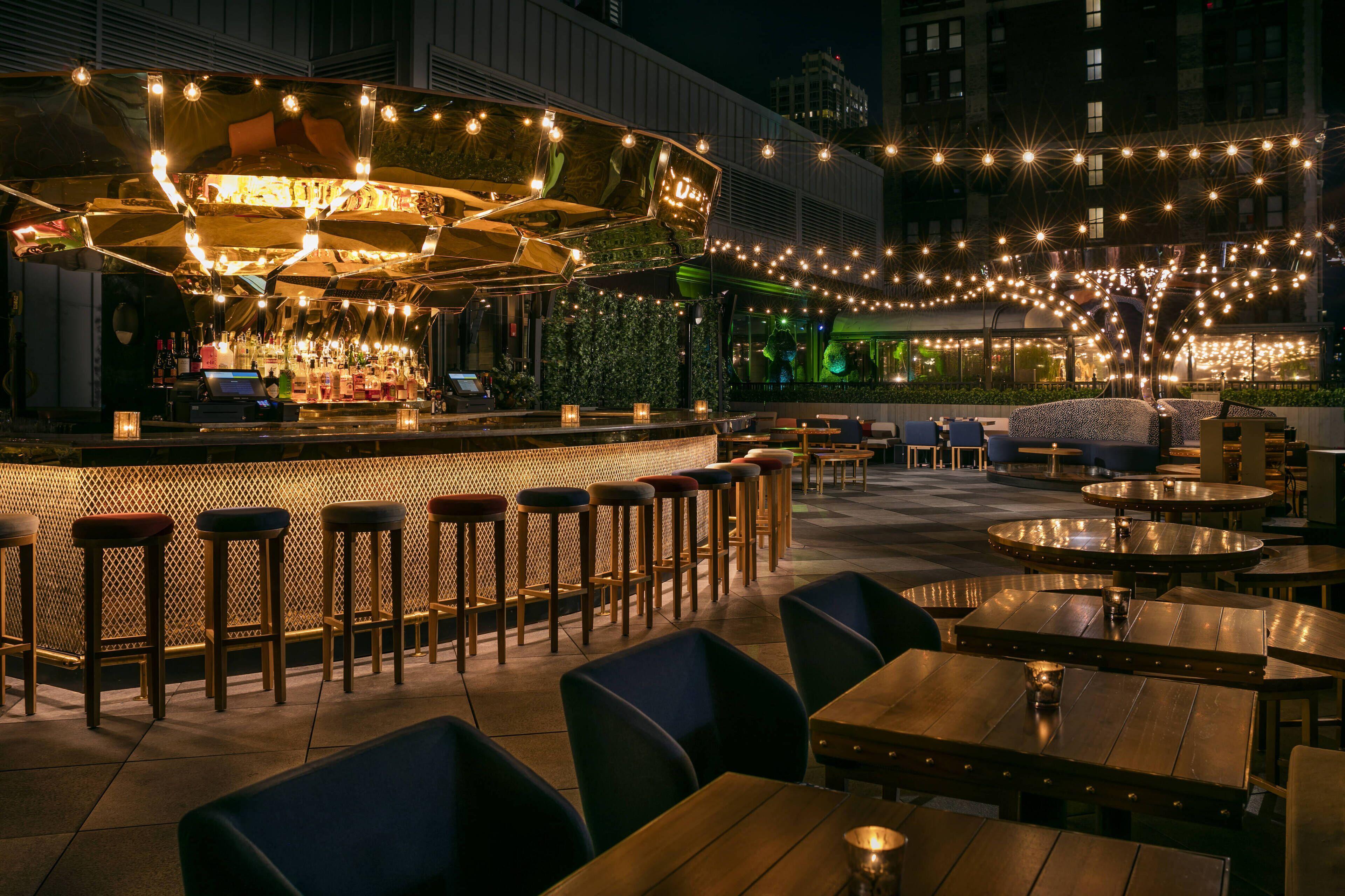 Moxy Nyc Times Square Hotel