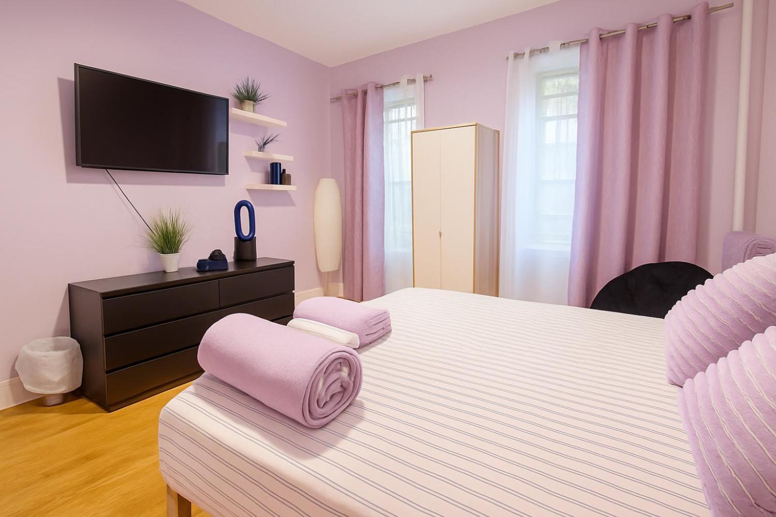 Lavender Style In Geusthouse Apartment