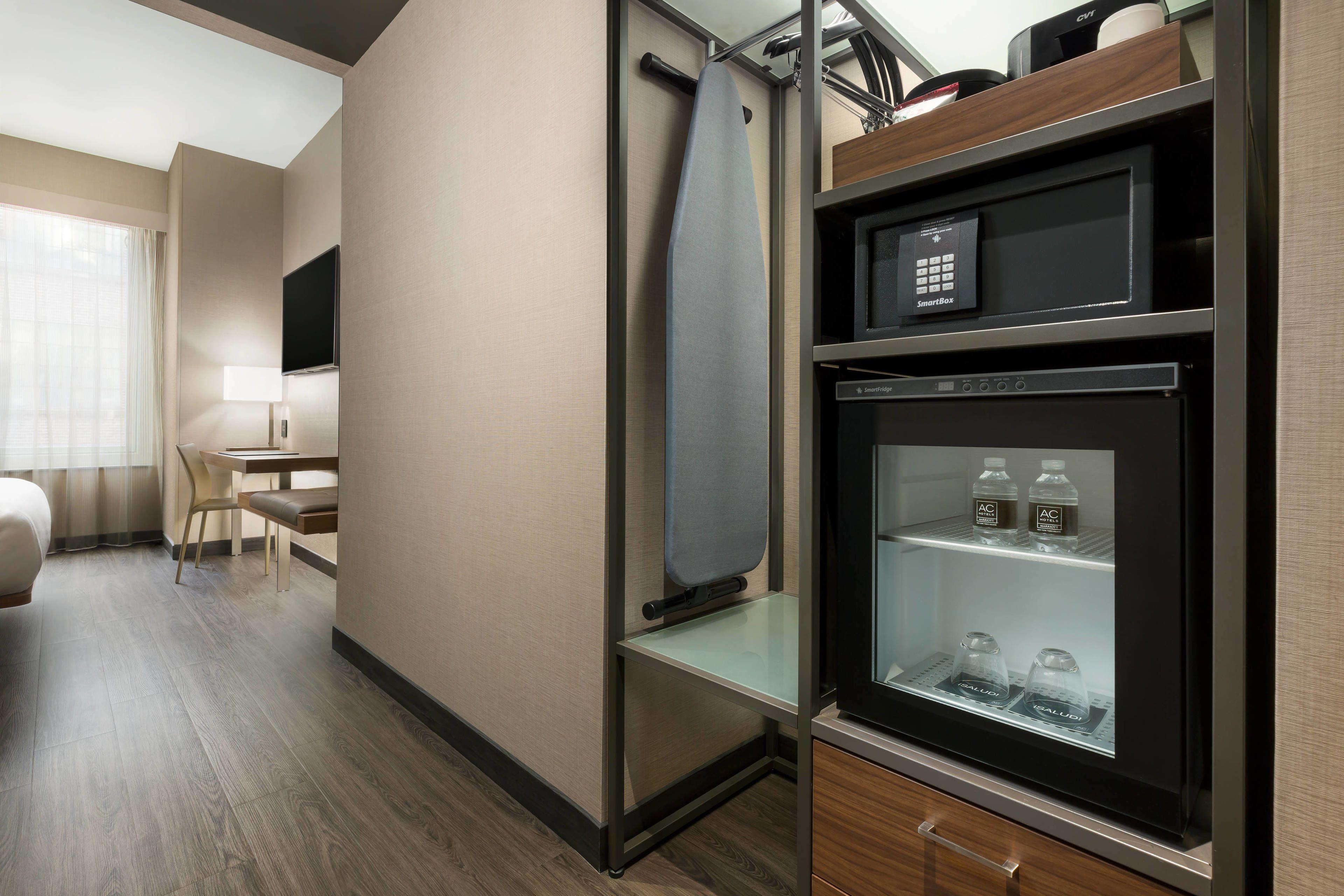 Ac By Marriott Times Square 4*