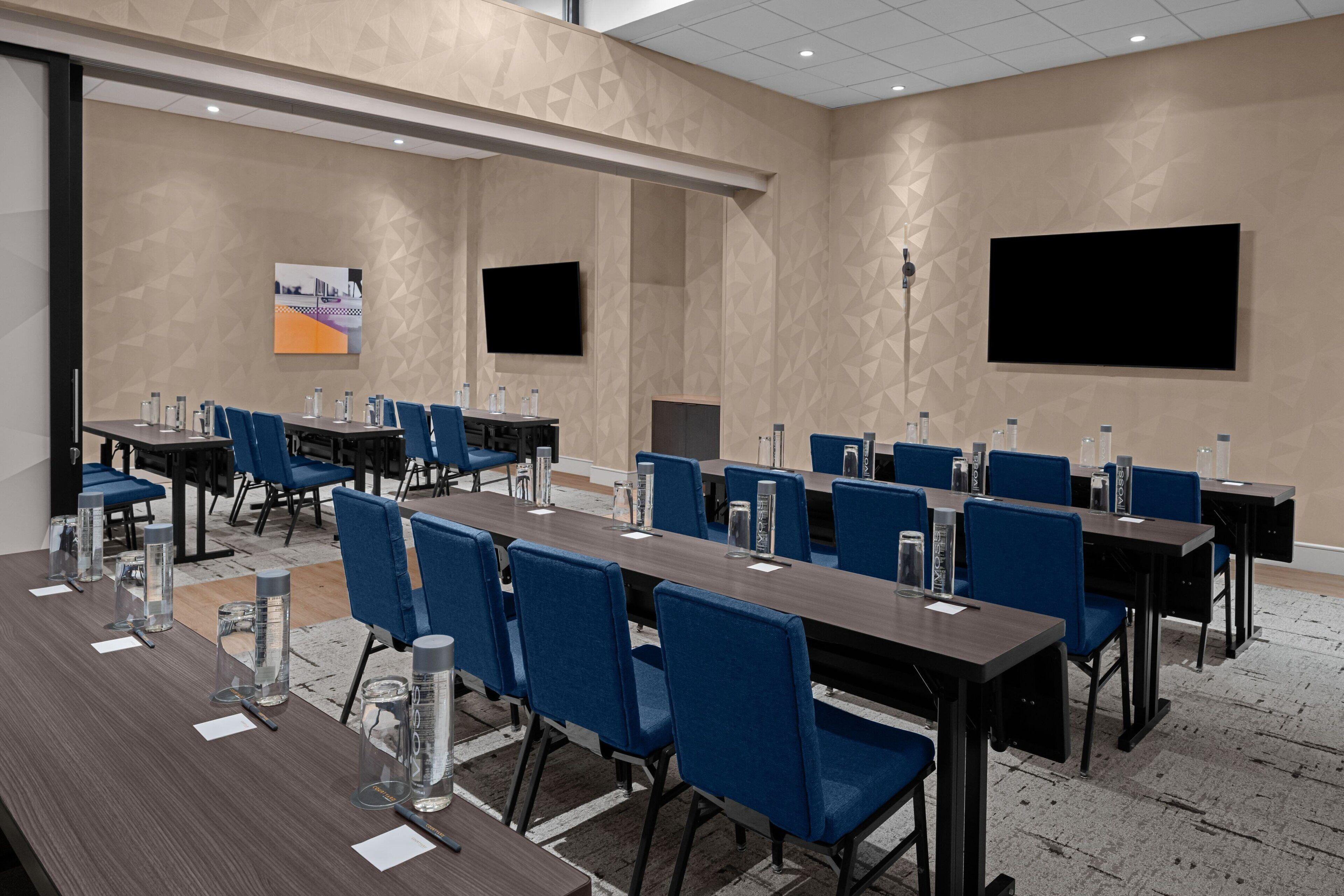 Courtyard By Marriott World Trade Center Area Hotel New York