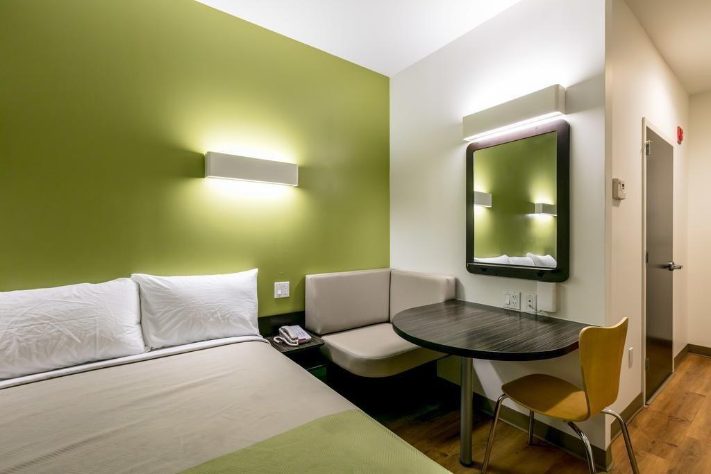 Hotel Feather Factory