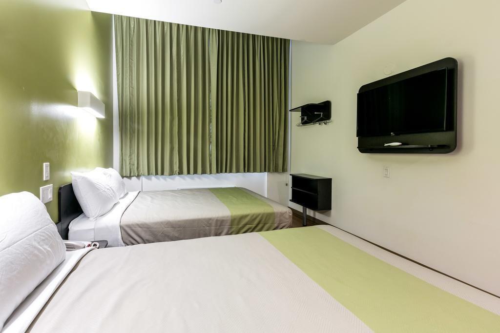 Hotel Feather Factory