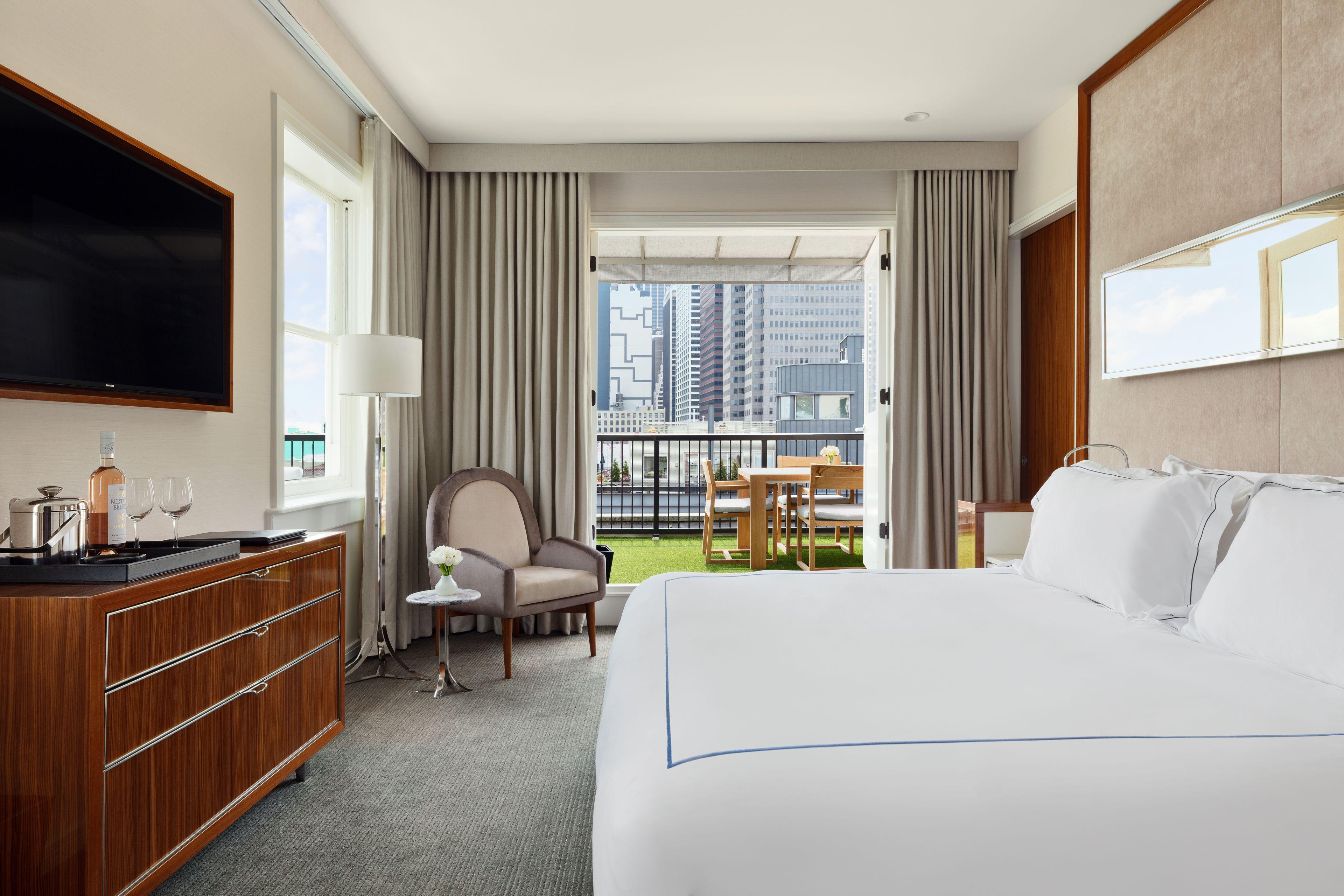 33 Hotel, City, Seaport Hotel 5*