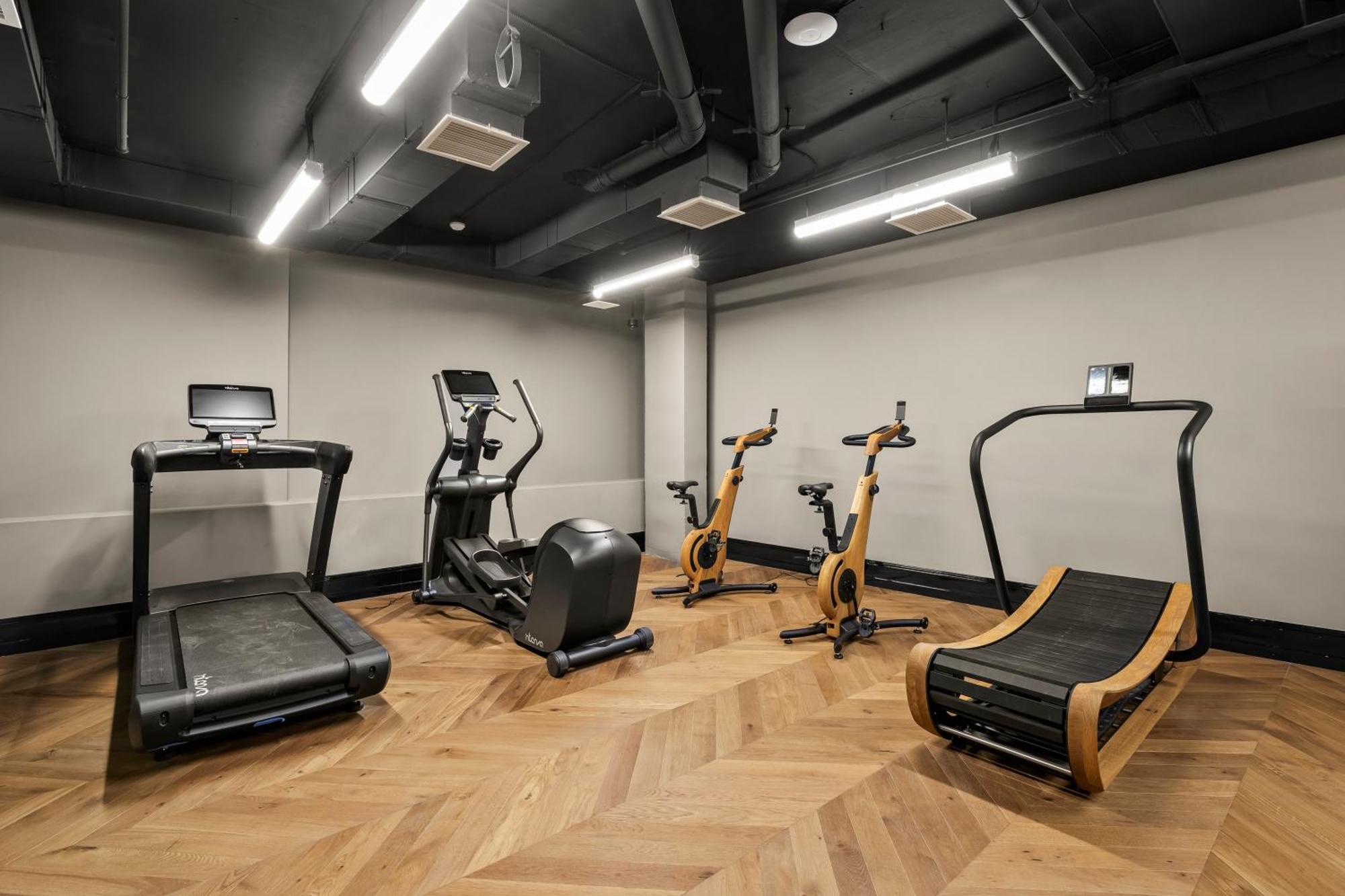 Freeman 1001 By Rove With Shared Amenities New York