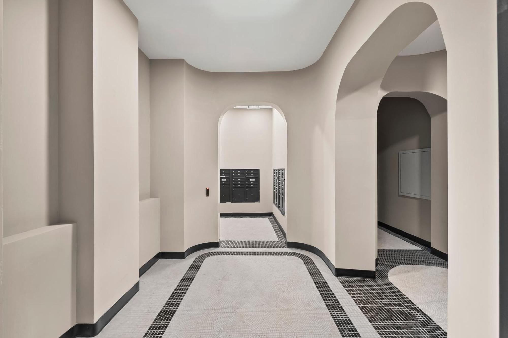 Freeman 803 By Rove Travel - 1br With Shared Amenities New York