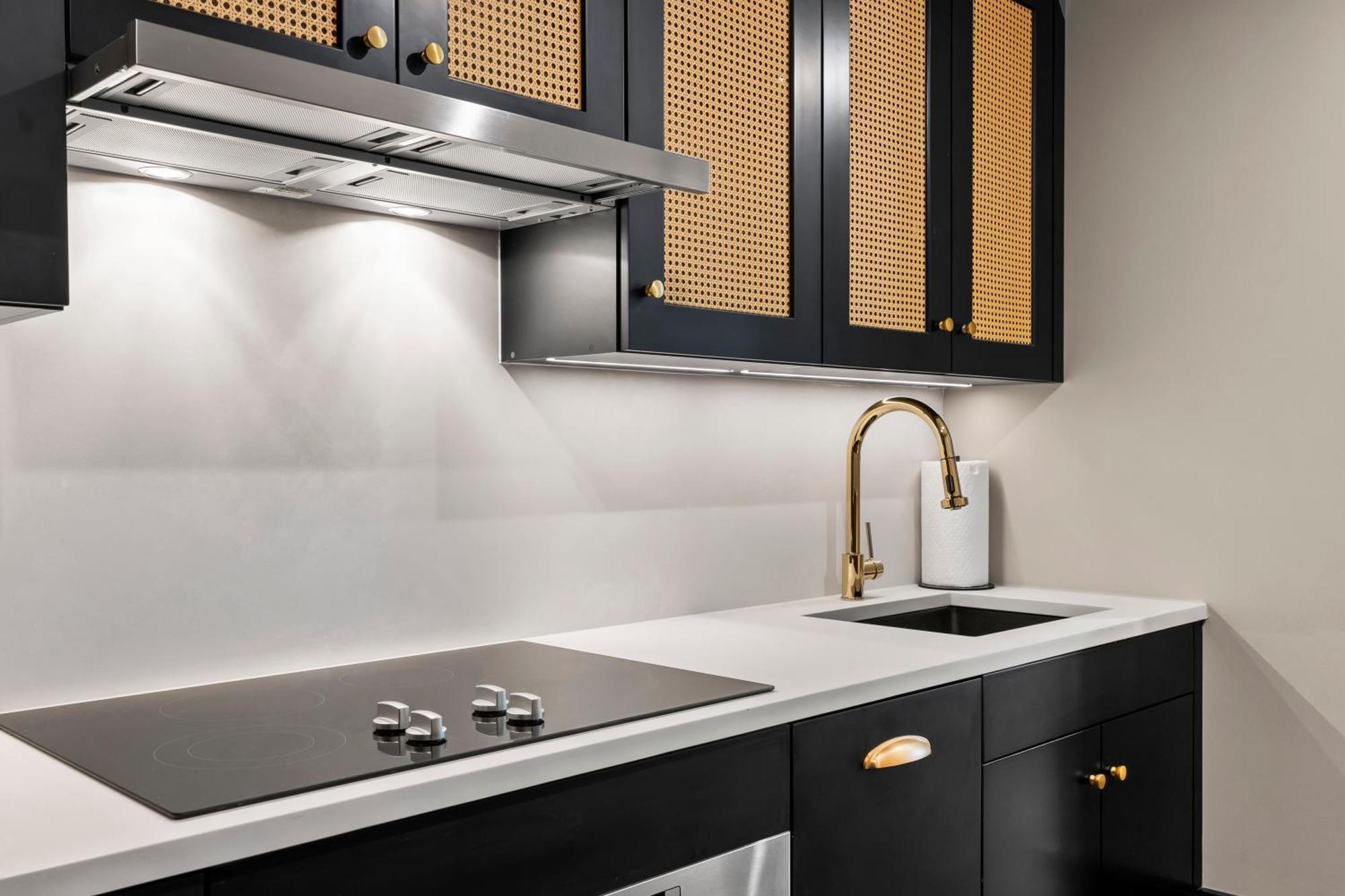 Apartment Freeman 601 By Rove With Shared Amenities *