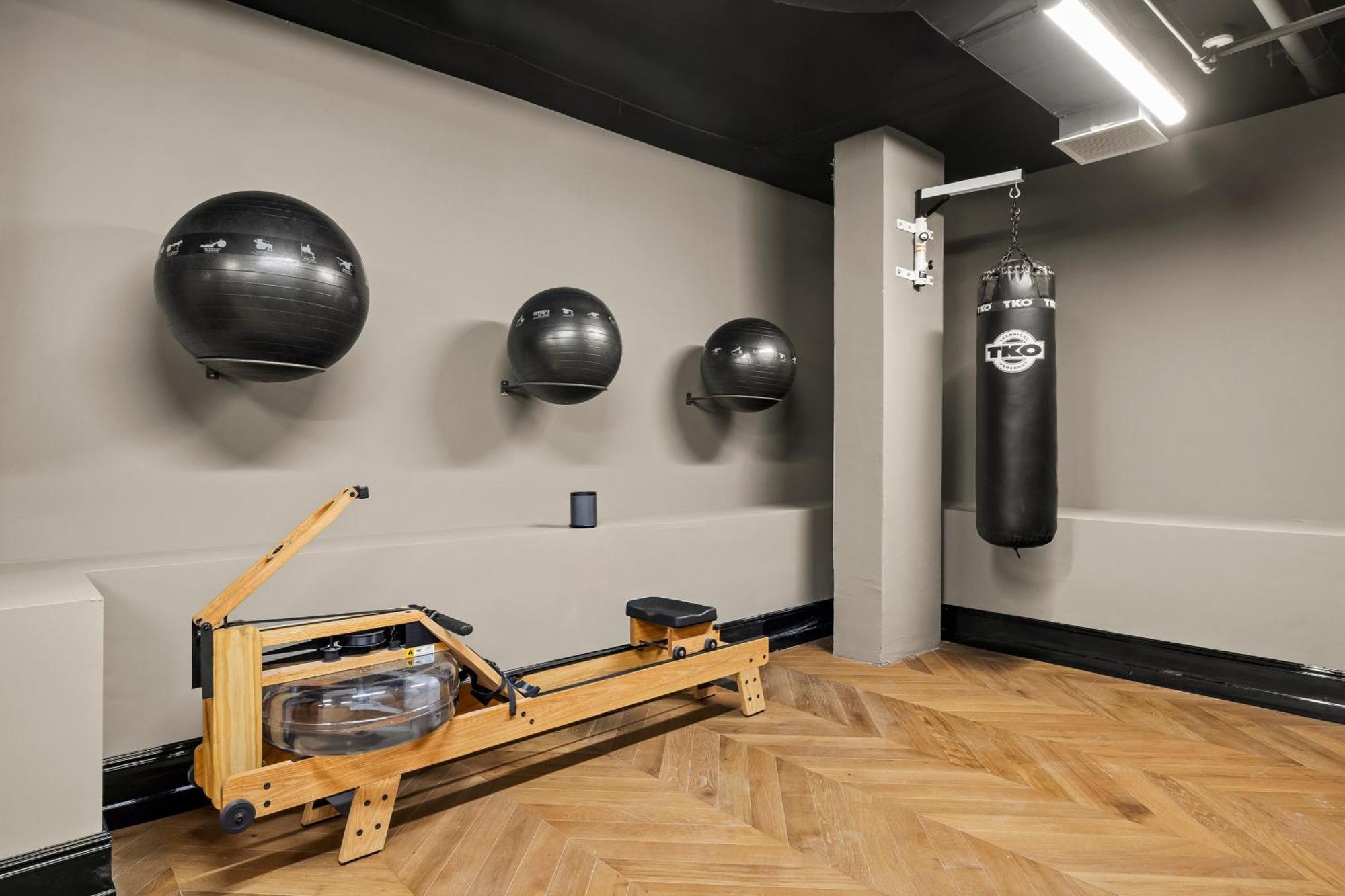 Freeman 601 By Rove With Shared Amenities * New York