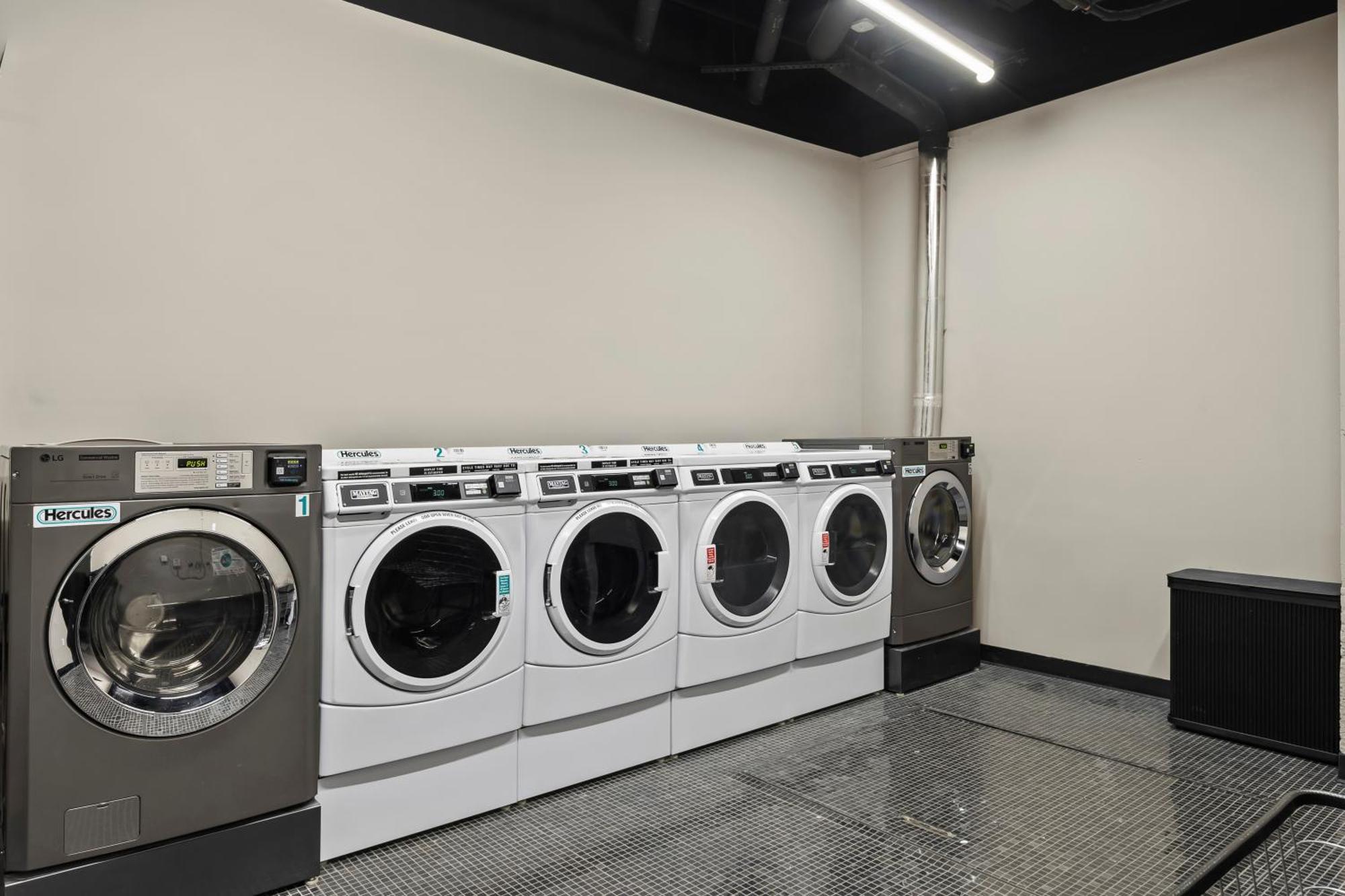 Apartment Freeman 601 By Rove With Shared Amenities