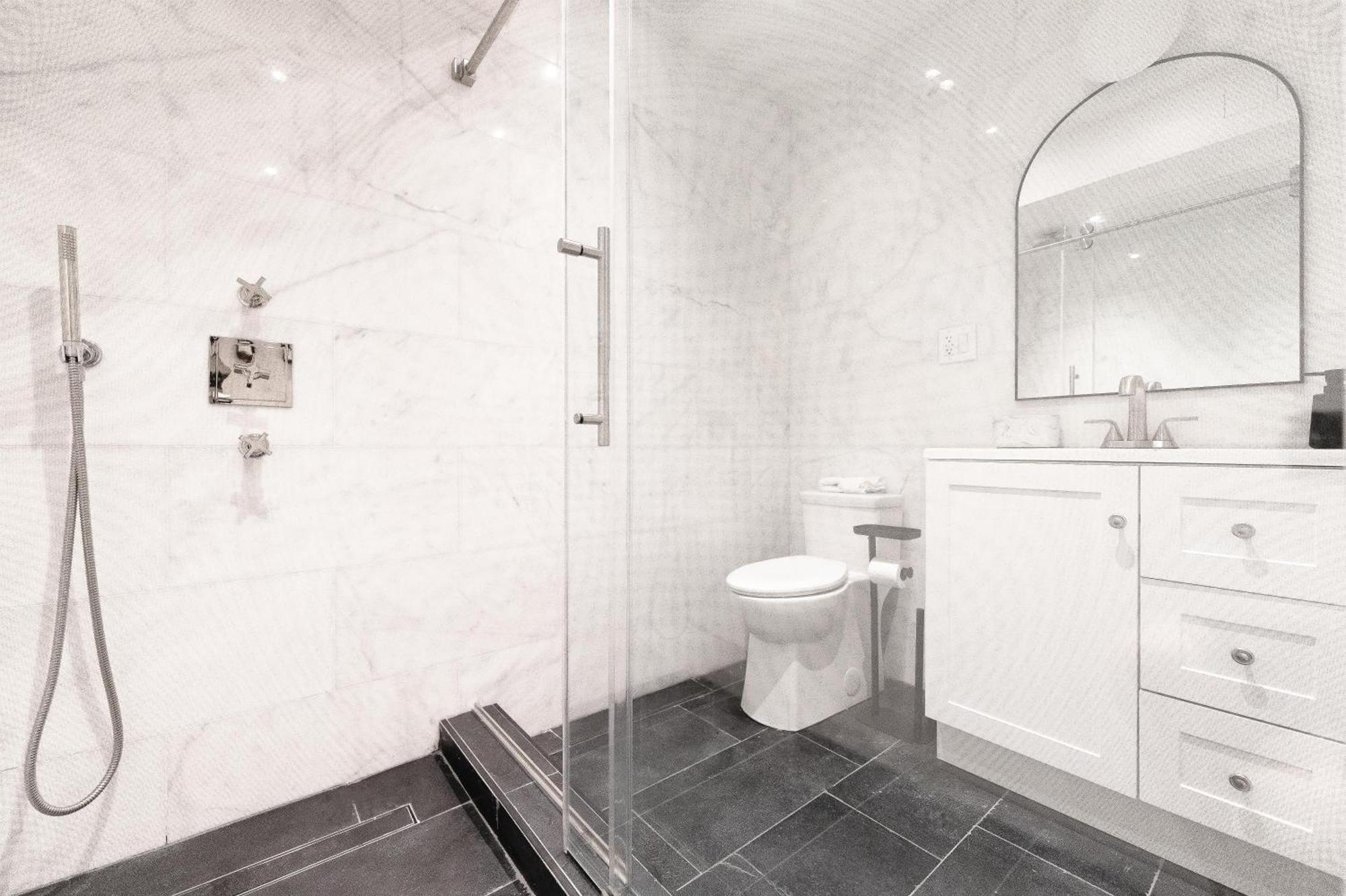 Massive Nyc Brownstone Wpatio New York