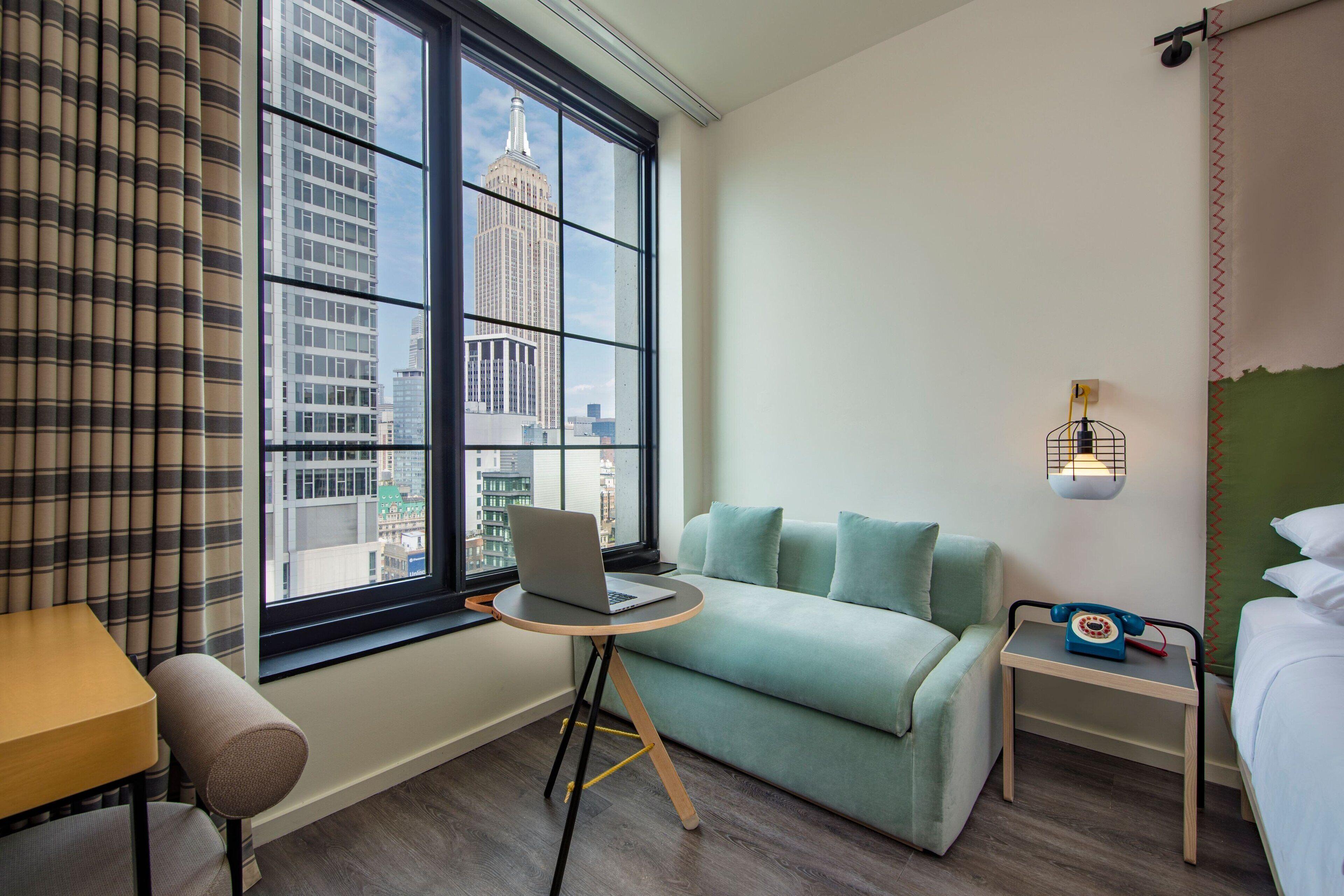 Moxy Nyc Chelsea Hotel