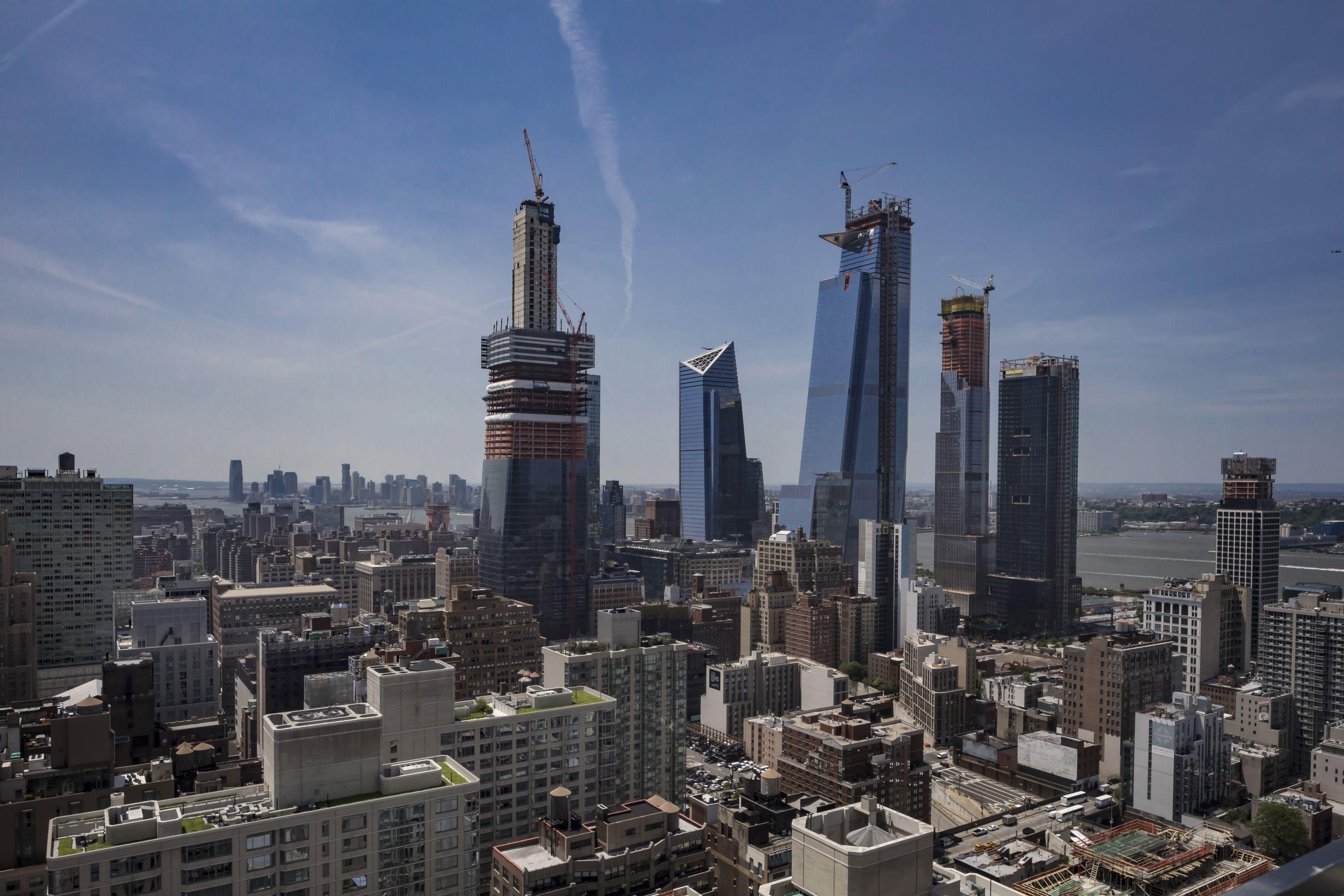 Aliz Times Square 4*