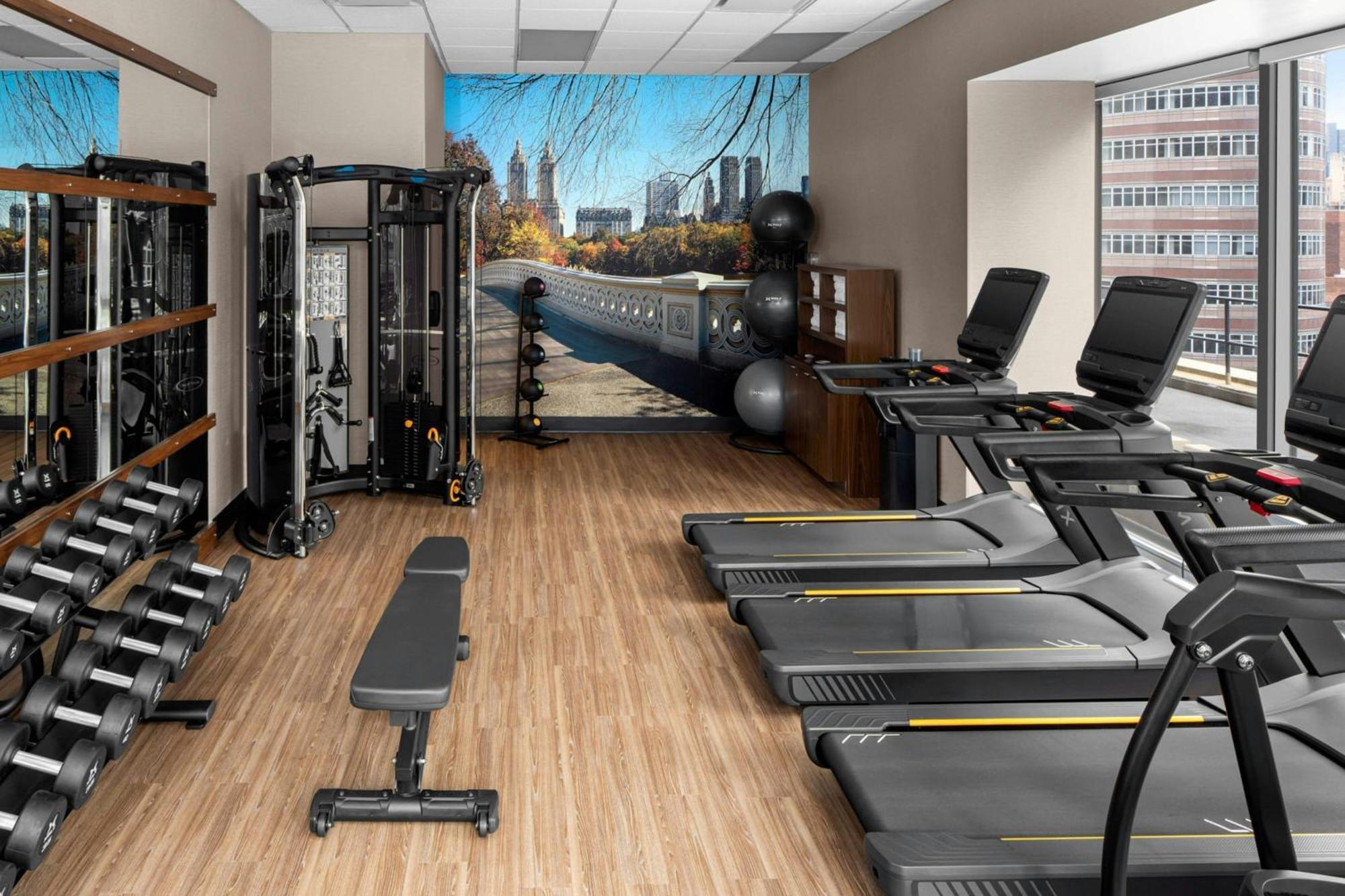 Courtyard Manhattan/midtown East Hotel 4*