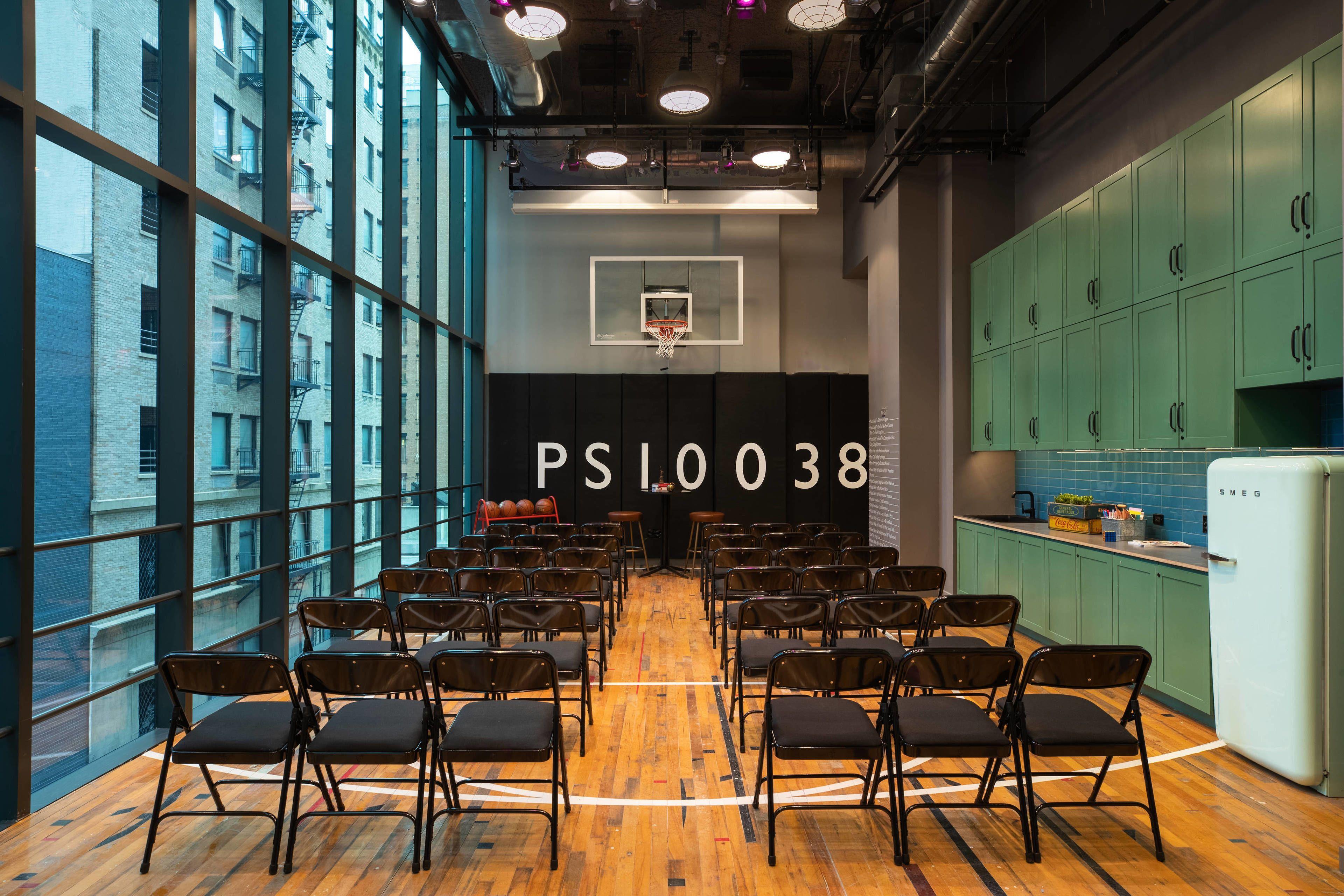 Moxy Nyc Downtown Hotel New York