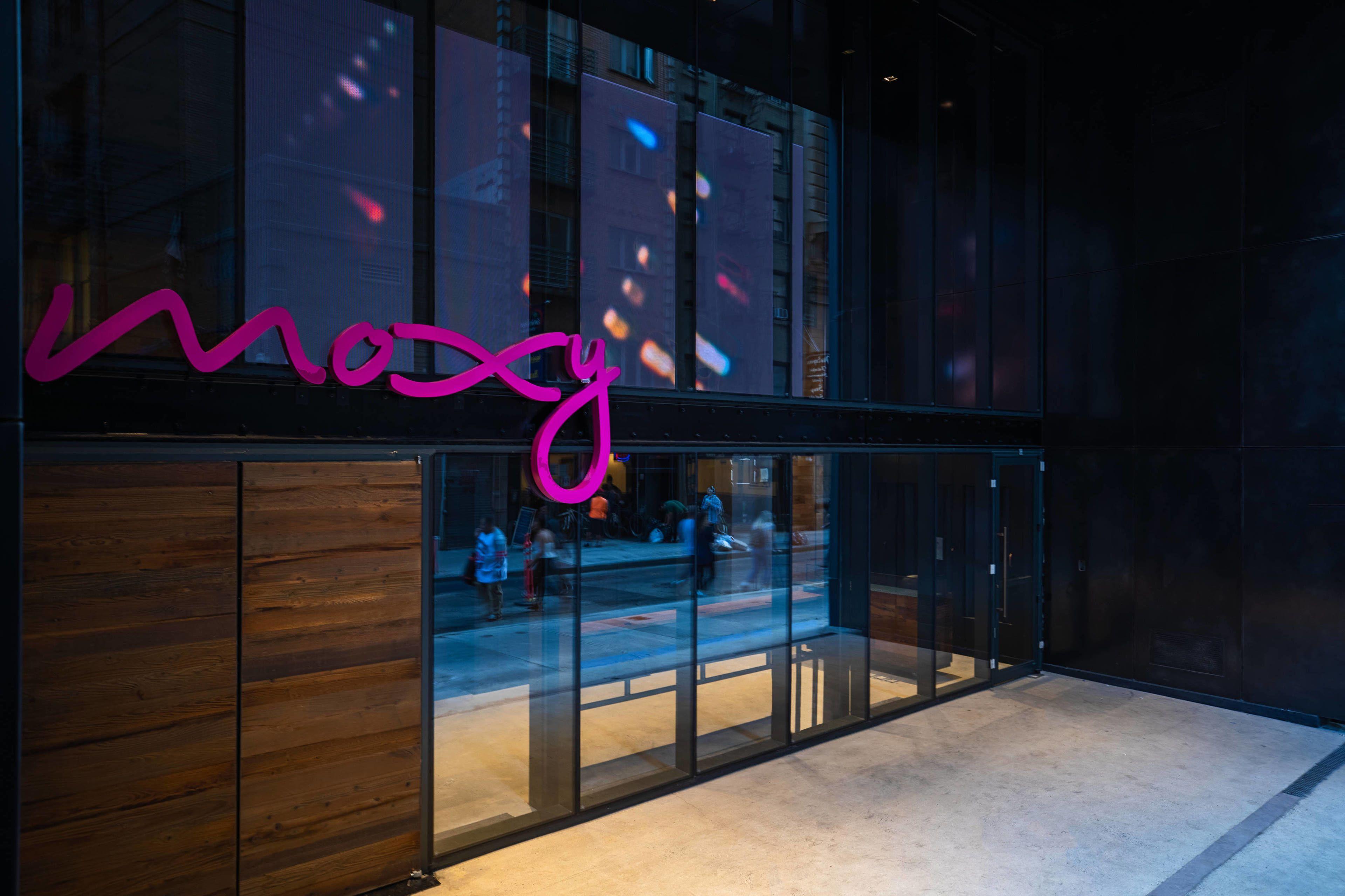 Moxy Nyc Downtown Hotel New York